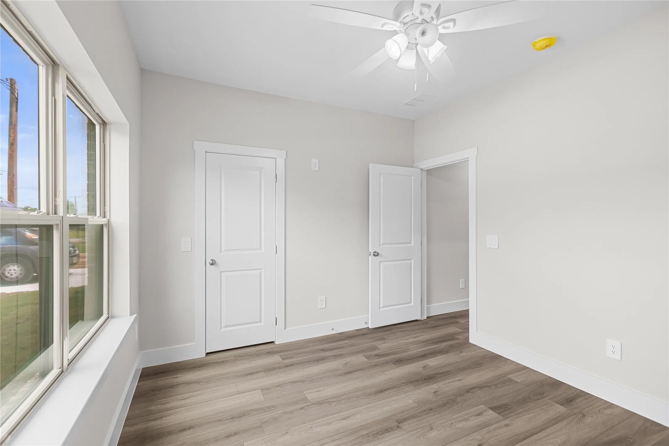 Single Family Residence For Sale in Grayson County , 106 N Lackey Street, Tom Bean, Texas 75489, 3 Bedroom, 2 Bathroom, 2 Garage spaces, 1,521 Sqft, built in 2026, mls#21307524, Real Estate Agent in Tom Bean, Homes For Sale in Grayson county, Homes For Sale in Tom Bean, Realtor in Tom Bean Texas, Real Estate Brokerage Independent Realty Texas, Luminita Cordes Realtor