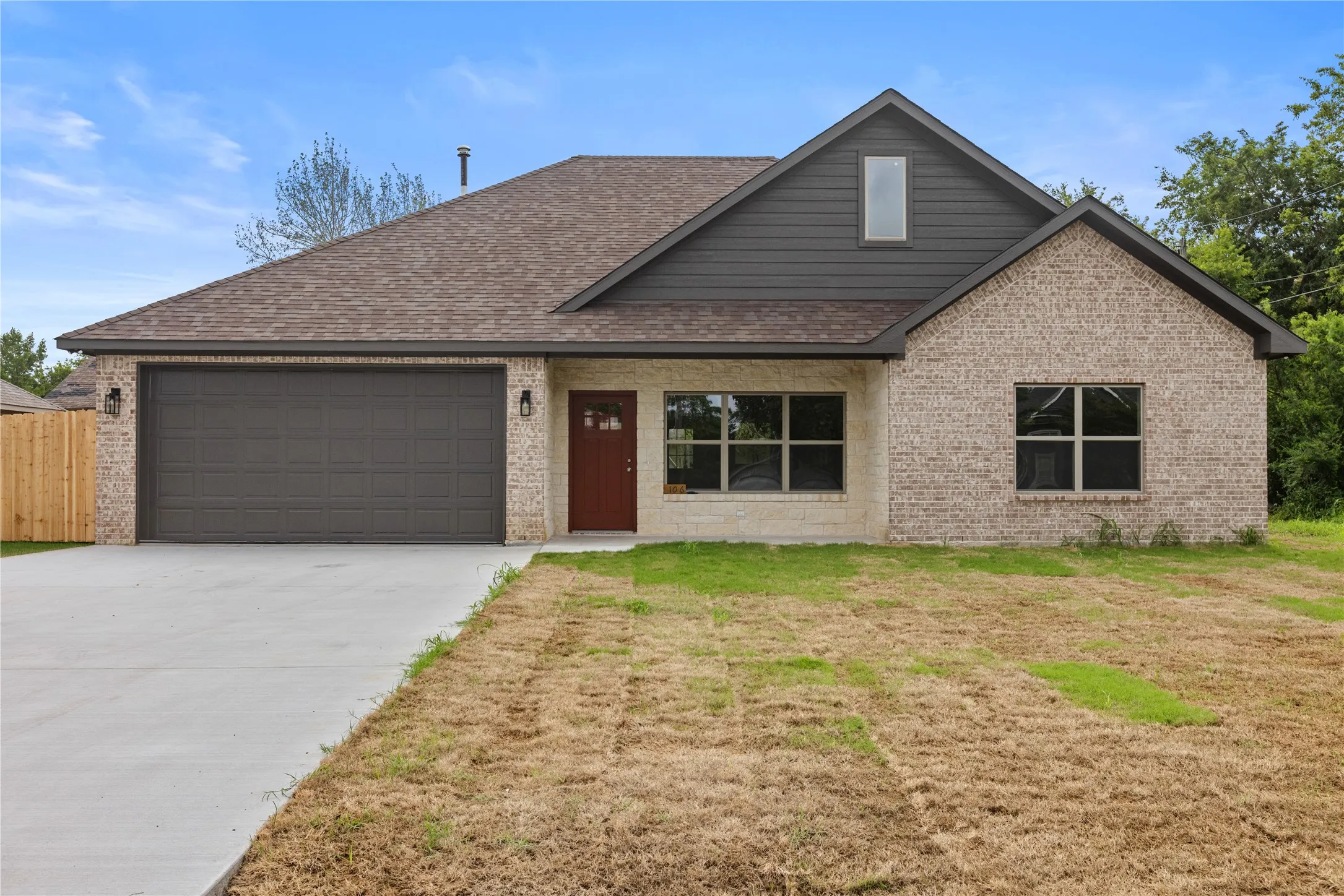 Single Family Residence For Sale in Grayson County , 106 N Lackey Street, Tom Bean, Texas 75489, 3 Bedroom, 2 Bathroom, 2 Garage spaces, 1,521 Sqft, built in 2026, mls#21307524, Real Estate Agent in Tom Bean, Homes For Sale in Grayson county, Homes For Sale in Tom Bean, Realtor in Tom Bean Texas, Real Estate Brokerage Independent Realty Texas, Luminita Cordes Realtor