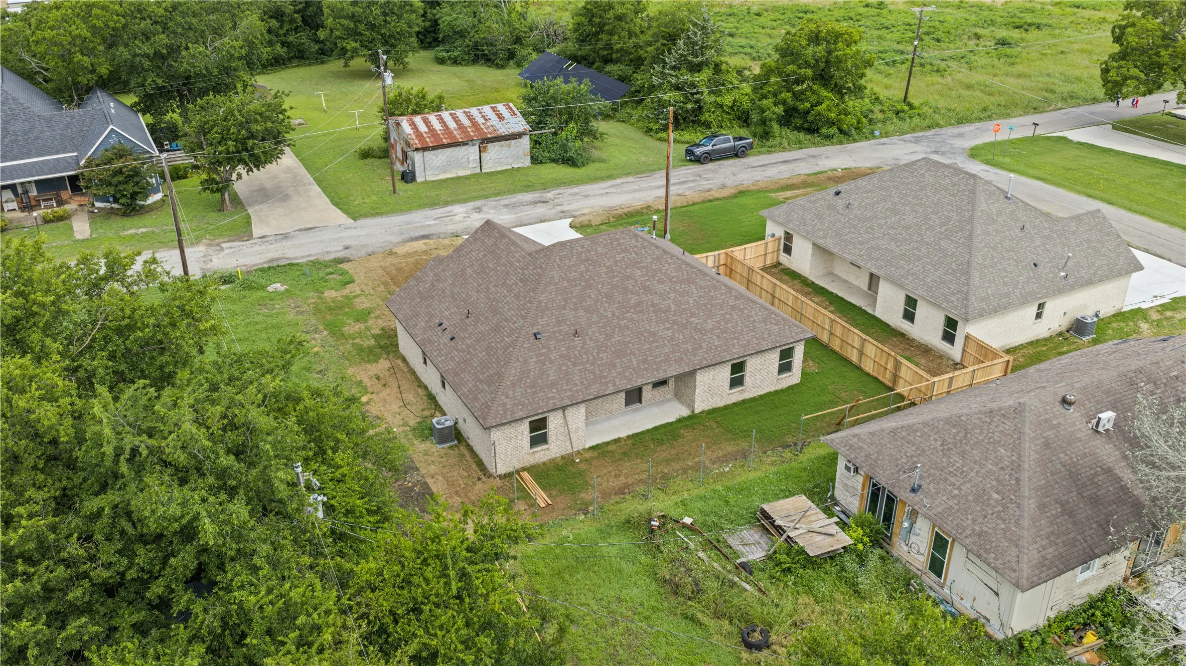 Single Family Residence For Sale in Grayson County , 106 N Lackey Street, Tom Bean, Texas 75489, 3 Bedroom, 2 Bathroom, 2 Garage spaces, 1,521 Sqft, built in 2026, mls#21307524, Real Estate Agent in Tom Bean, Homes For Sale in Grayson county, Homes For Sale in Tom Bean, Realtor in Tom Bean Texas, Real Estate Brokerage Independent Realty Texas, Luminita Cordes Realtor