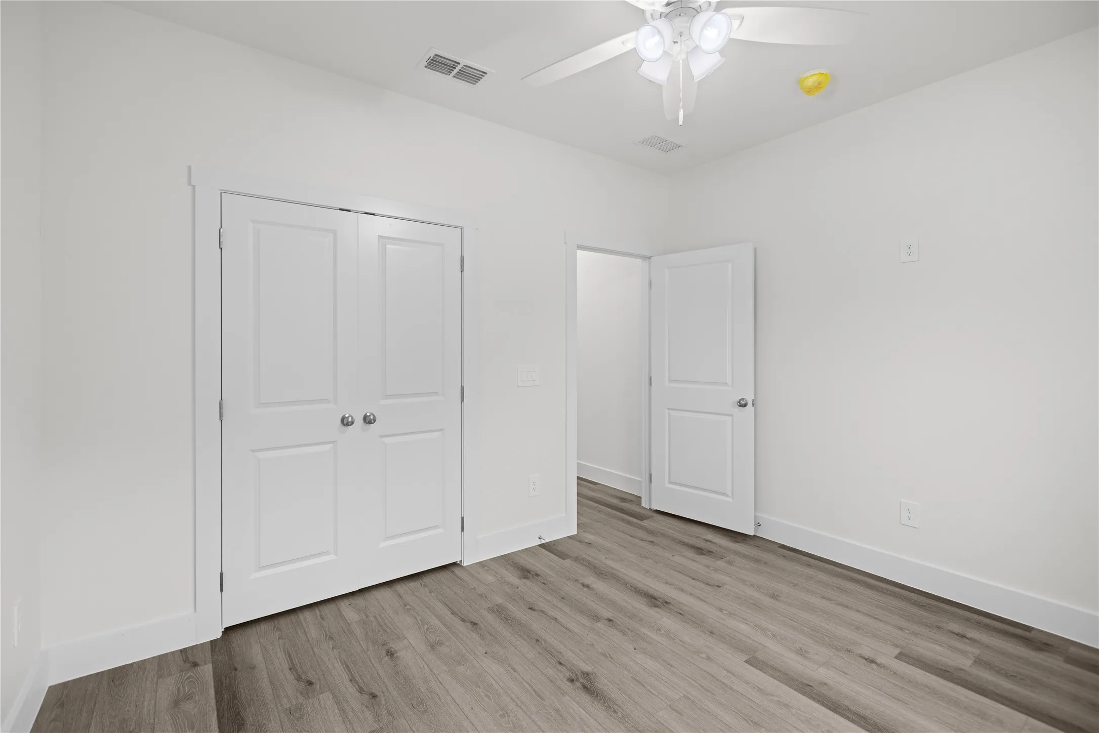 Single Family Residence For Sale in Grayson County , 209 W Bonham Street, Tom Bean, Texas 75489, 3 Bedroom, 2 Bathroom, 2 Garage spaces, 1,521 Sqft, built in 2026, mls#21307587, Real Estate Agent in Tom Bean, Homes For Sale in Grayson county, Homes For Sale in Tom Bean, Realtor in Tom Bean Texas, Real Estate Brokerage Independent Realty Texas, Luminita Cordes Realtor