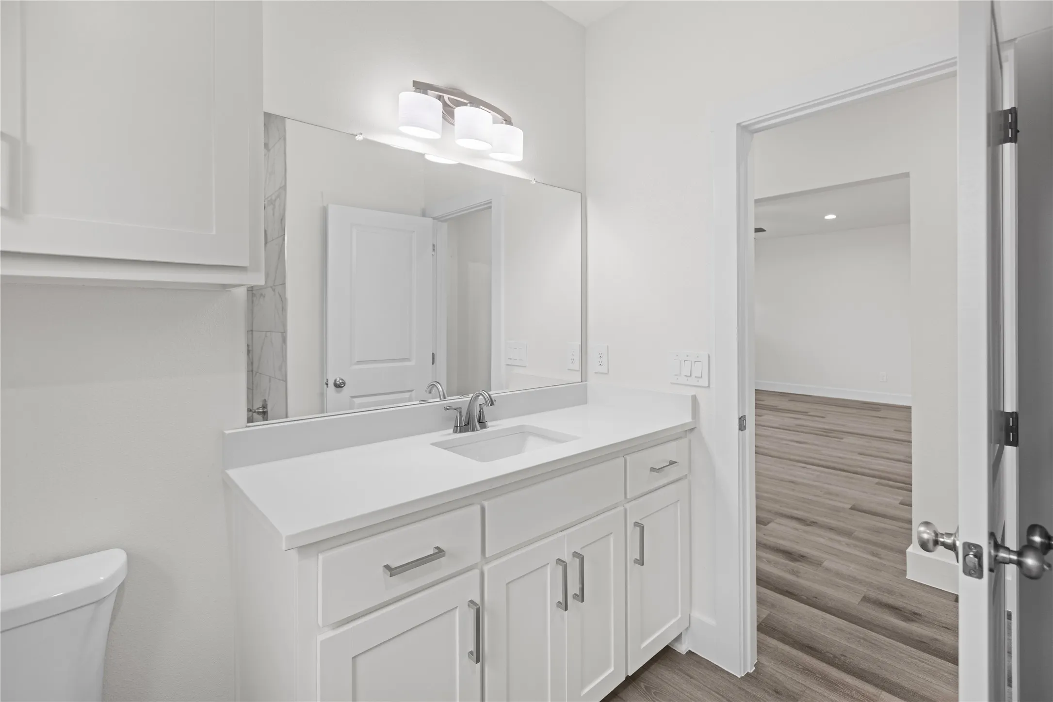 Single Family Residence For Sale in Grayson County , 209 W Bonham Street, Tom Bean, Texas 75489, 3 Bedroom, 2 Bathroom, 2 Garage spaces, 1,521 Sqft, built in 2026, mls#21307587, Real Estate Agent in Tom Bean, Homes For Sale in Grayson county, Homes For Sale in Tom Bean, Realtor in Tom Bean Texas, Real Estate Brokerage Independent Realty Texas, Luminita Cordes Realtor