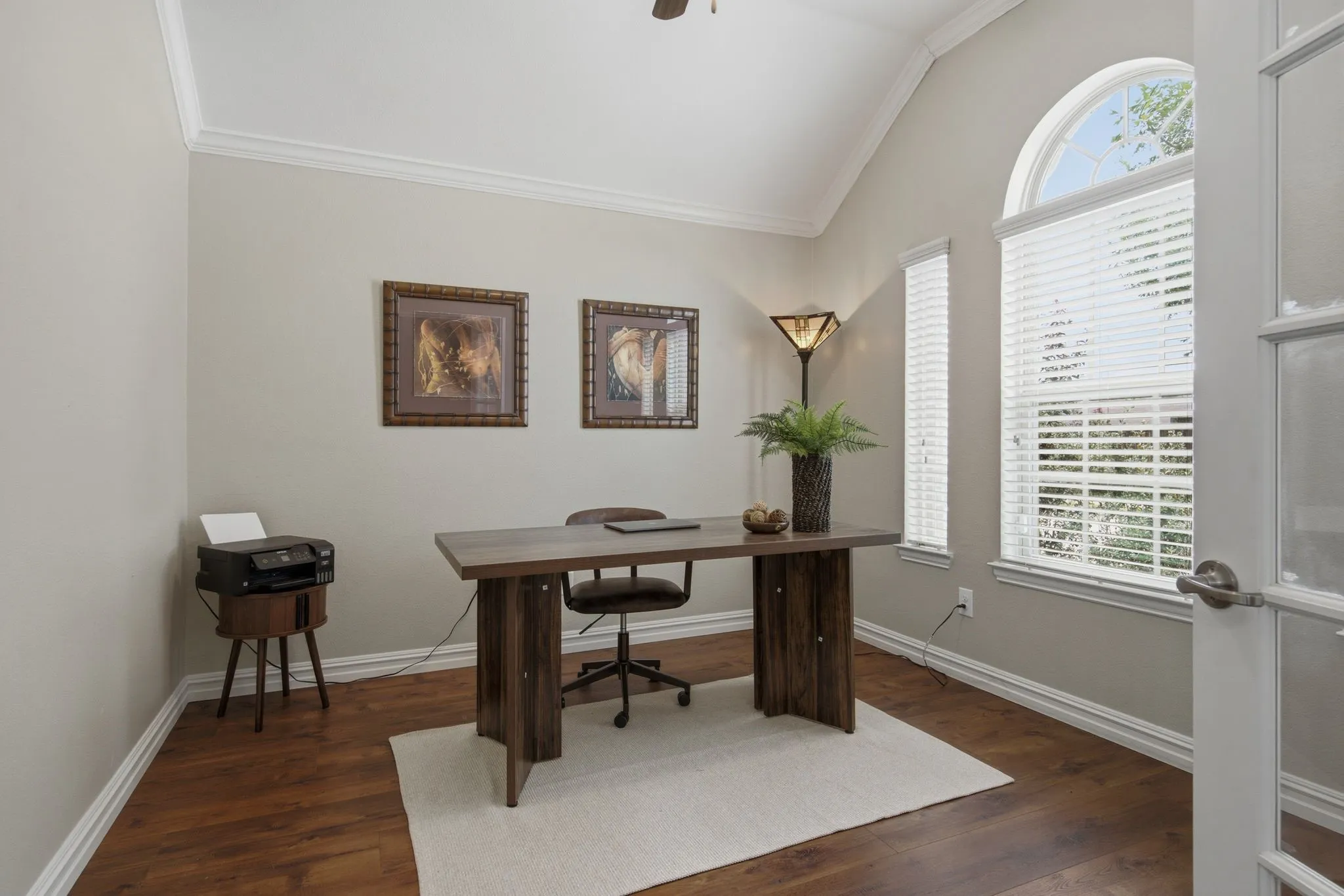 Single Family Residence For Sale in Tarrant County , 545 Salida Road, Fort Worth, Texas 76052, 3 Bedroom, 2 Bathroom, 2 Garage spaces, 1,874 Sqft, built in 2015, mls#21305054, Real Estate Agent in Fort Worth, Homes For Sale in Tarrant county, Homes For Sale in Fort Worth, Realtor in Fort Worth Texas, Real Estate Brokerage Independent Realty Texas, Luminita Cordes Realtor
