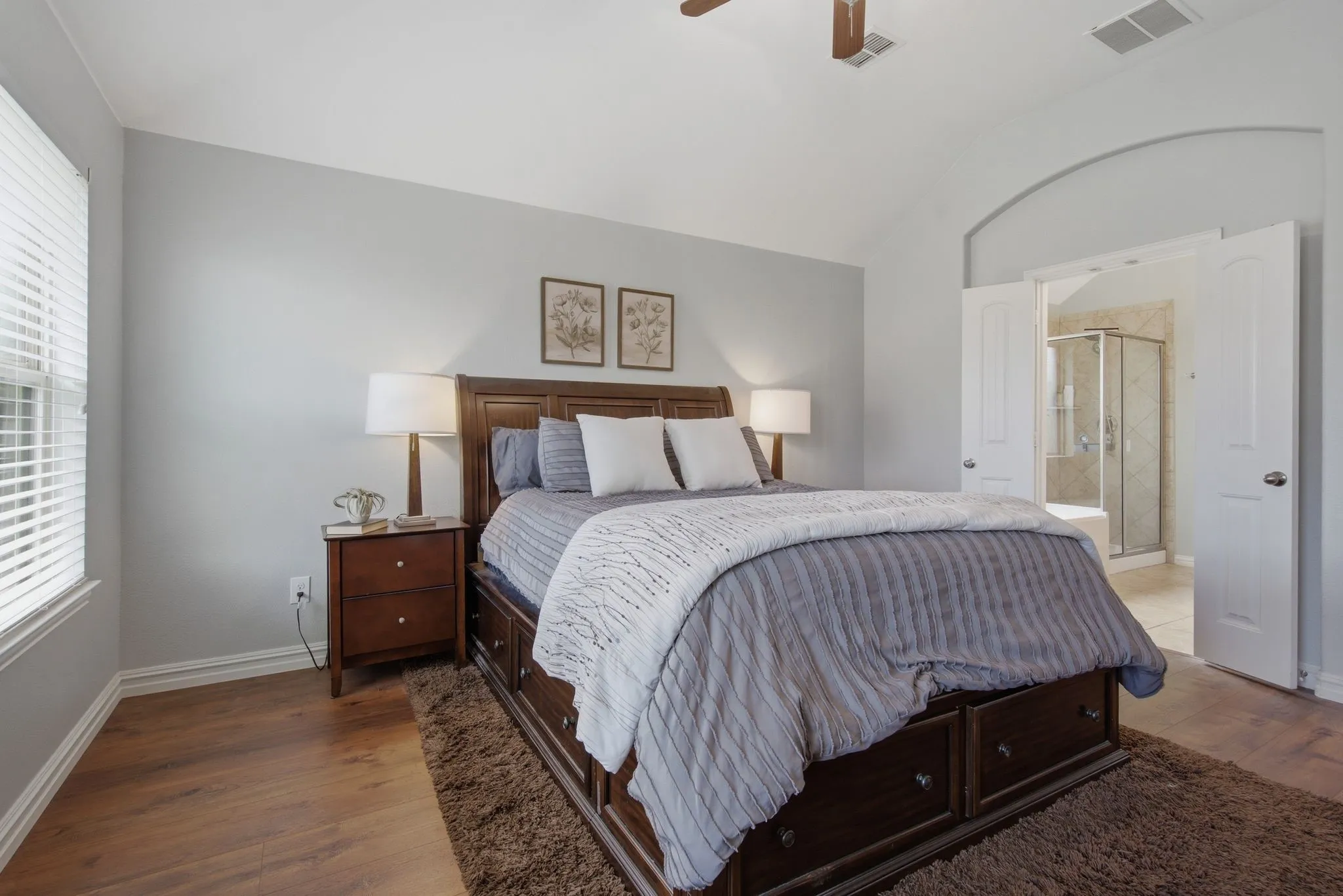 Single Family Residence For Sale in Tarrant County , 545 Salida Road, Fort Worth, Texas 76052, 3 Bedroom, 2 Bathroom, 2 Garage spaces, 1,874 Sqft, built in 2015, mls#21305054, Real Estate Agent in Fort Worth, Homes For Sale in Tarrant county, Homes For Sale in Fort Worth, Realtor in Fort Worth Texas, Real Estate Brokerage Independent Realty Texas, Luminita Cordes Realtor