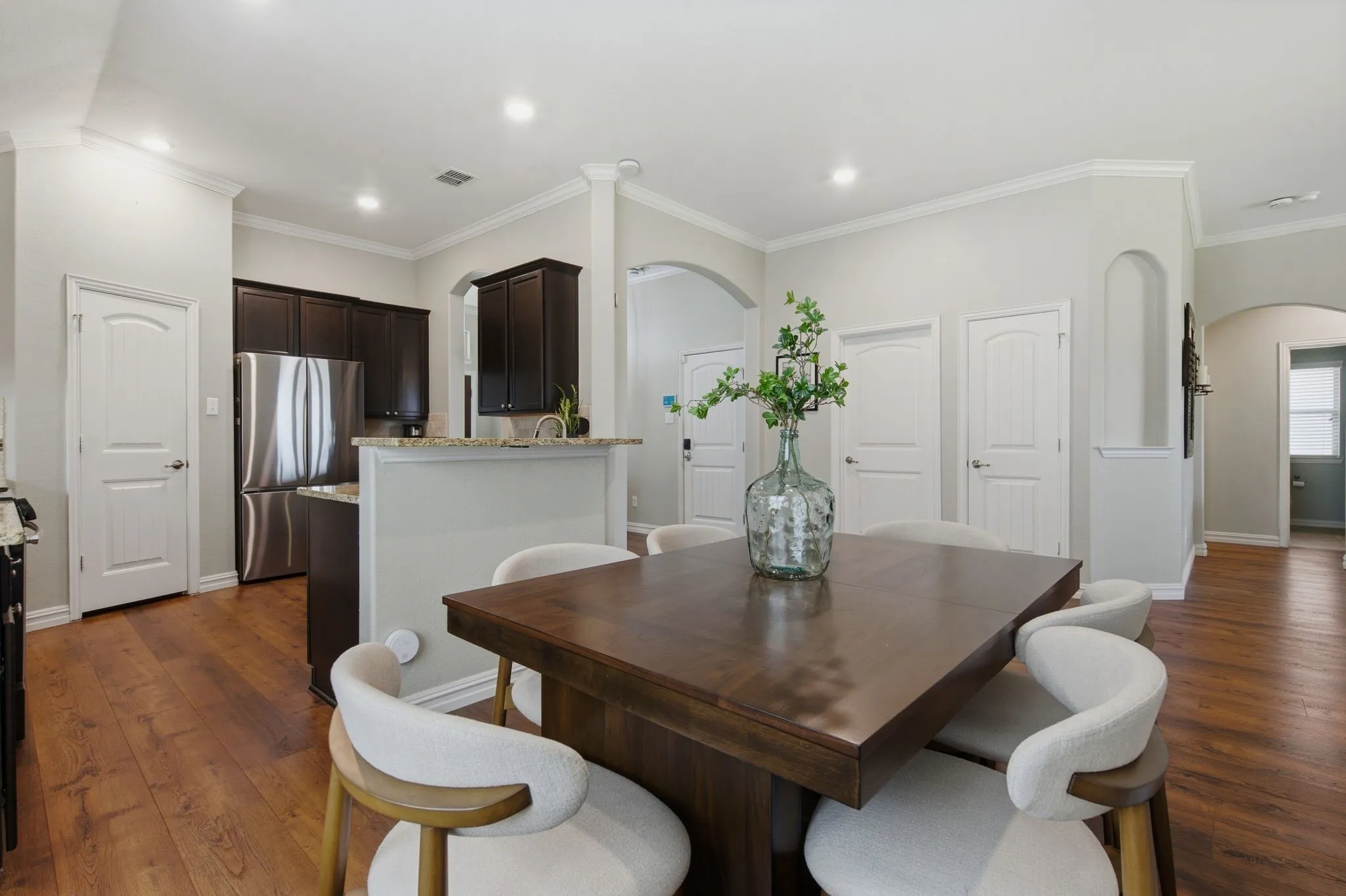 Single Family Residence For Sale in Tarrant County , 545 Salida Road, Fort Worth, Texas 76052, 3 Bedroom, 2 Bathroom, 2 Garage spaces, 1,874 Sqft, built in 2015, mls#21305054, Real Estate Agent in Fort Worth, Homes For Sale in Tarrant county, Homes For Sale in Fort Worth, Realtor in Fort Worth Texas, Real Estate Brokerage Independent Realty Texas, Luminita Cordes Realtor