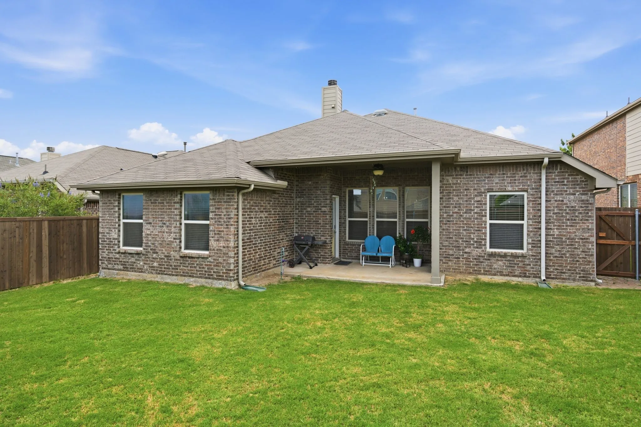 Single Family Residence For Sale in Tarrant County , 545 Salida Road, Fort Worth, Texas 76052, 3 Bedroom, 2 Bathroom, 2 Garage spaces, 1,874 Sqft, built in 2015, mls#21305054, Real Estate Agent in Fort Worth, Homes For Sale in Tarrant county, Homes For Sale in Fort Worth, Realtor in Fort Worth Texas, Real Estate Brokerage Independent Realty Texas, Luminita Cordes Realtor