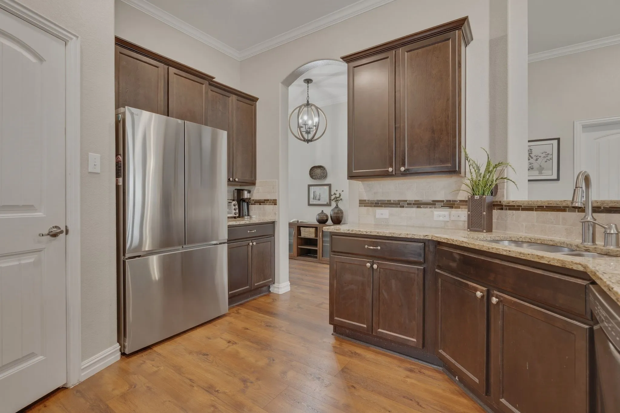 Single Family Residence For Sale in Tarrant County , 545 Salida Road, Fort Worth, Texas 76052, 3 Bedroom, 2 Bathroom, 2 Garage spaces, 1,874 Sqft, built in 2015, mls#21305054, Real Estate Agent in Fort Worth, Homes For Sale in Tarrant county, Homes For Sale in Fort Worth, Realtor in Fort Worth Texas, Real Estate Brokerage Independent Realty Texas, Luminita Cordes Realtor