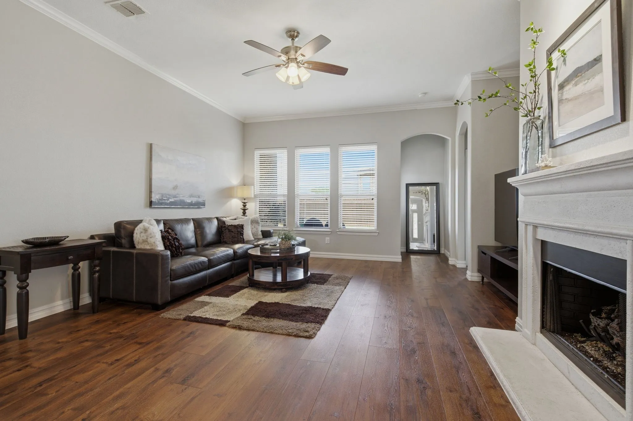 Single Family Residence For Sale in Tarrant County , 545 Salida Road, Fort Worth, Texas 76052, 3 Bedroom, 2 Bathroom, 2 Garage spaces, 1,874 Sqft, built in 2015, mls#21305054, Real Estate Agent in Fort Worth, Homes For Sale in Tarrant county, Homes For Sale in Fort Worth, Realtor in Fort Worth Texas, Real Estate Brokerage Independent Realty Texas, Luminita Cordes Realtor
