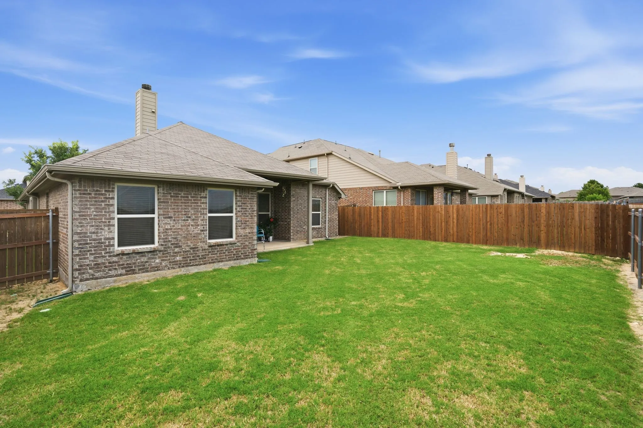 Single Family Residence For Sale in Tarrant County , 545 Salida Road, Fort Worth, Texas 76052, 3 Bedroom, 2 Bathroom, 2 Garage spaces, 1,874 Sqft, built in 2015, mls#21305054, Real Estate Agent in Fort Worth, Homes For Sale in Tarrant county, Homes For Sale in Fort Worth, Realtor in Fort Worth Texas, Real Estate Brokerage Independent Realty Texas, Luminita Cordes Realtor