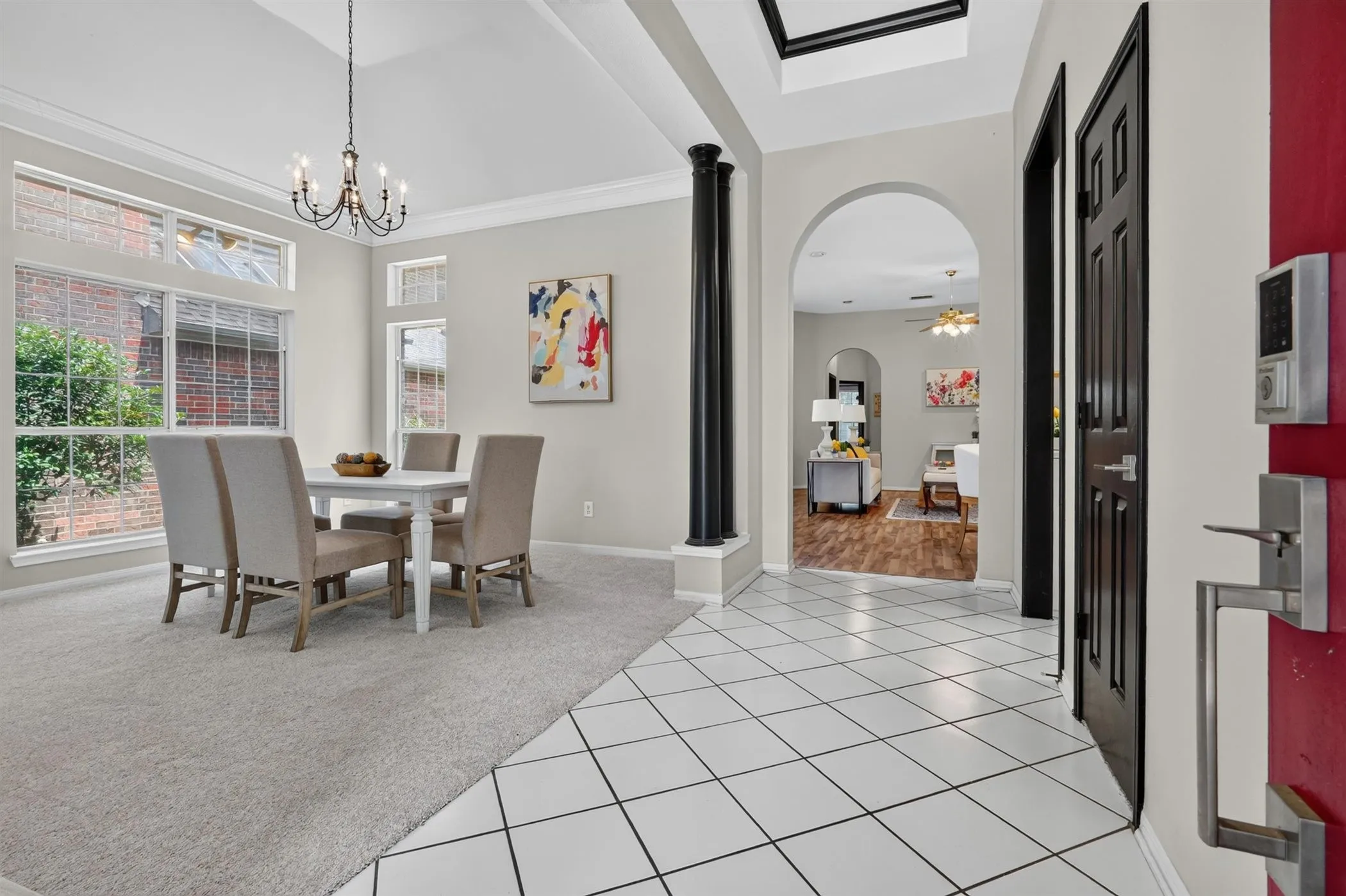 Single Family Residence For Sale in Tarrant County , 3208 Village Oak Drive, Arlington, Texas 76017, 3 Bedroom, 2 Bathroom, 2 Garage spaces, 2,118 Sqft, built in 1992, mls#21307306, Real Estate Agent in Arlington, Homes For Sale in Tarrant county, Homes For Sale in Arlington, Realtor in Arlington Texas, Real Estate Brokerage Independent Realty Texas, Luminita Cordes Realtor