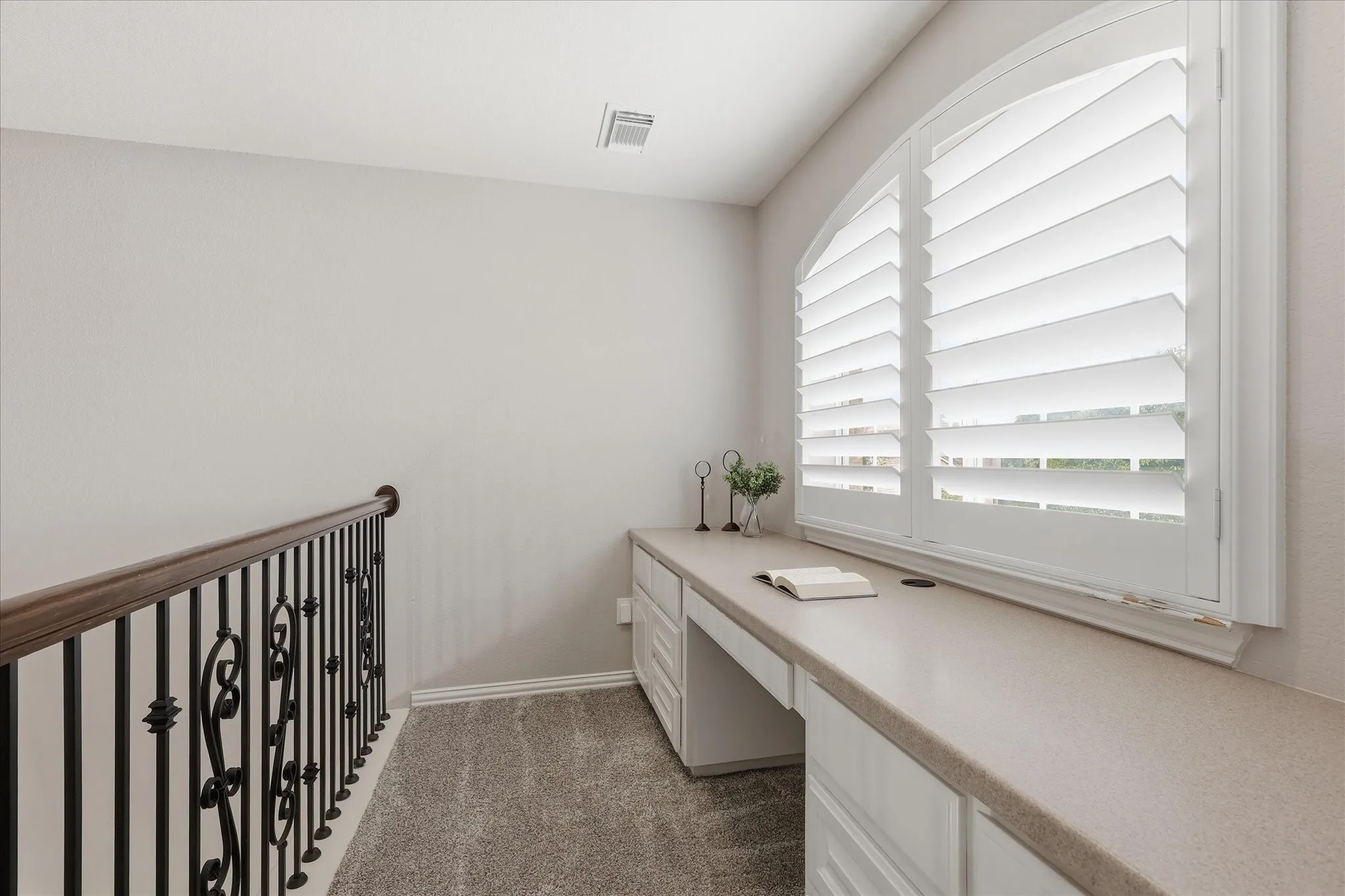 Single Family Residence For Sale in Tarrant County , 1552 Penny Lane, Keller, Texas 76248, 4 Bedroom, 4 Bathroom, 3 Garage spaces, 3,426 Sqft, built in 2002, mls#21302622, Real Estate Agent in Keller, Homes For Sale in Tarrant county, Homes For Sale in Keller, Realtor in Keller Texas, Real Estate Brokerage Independent Realty Texas, Luminita Cordes Realtor
