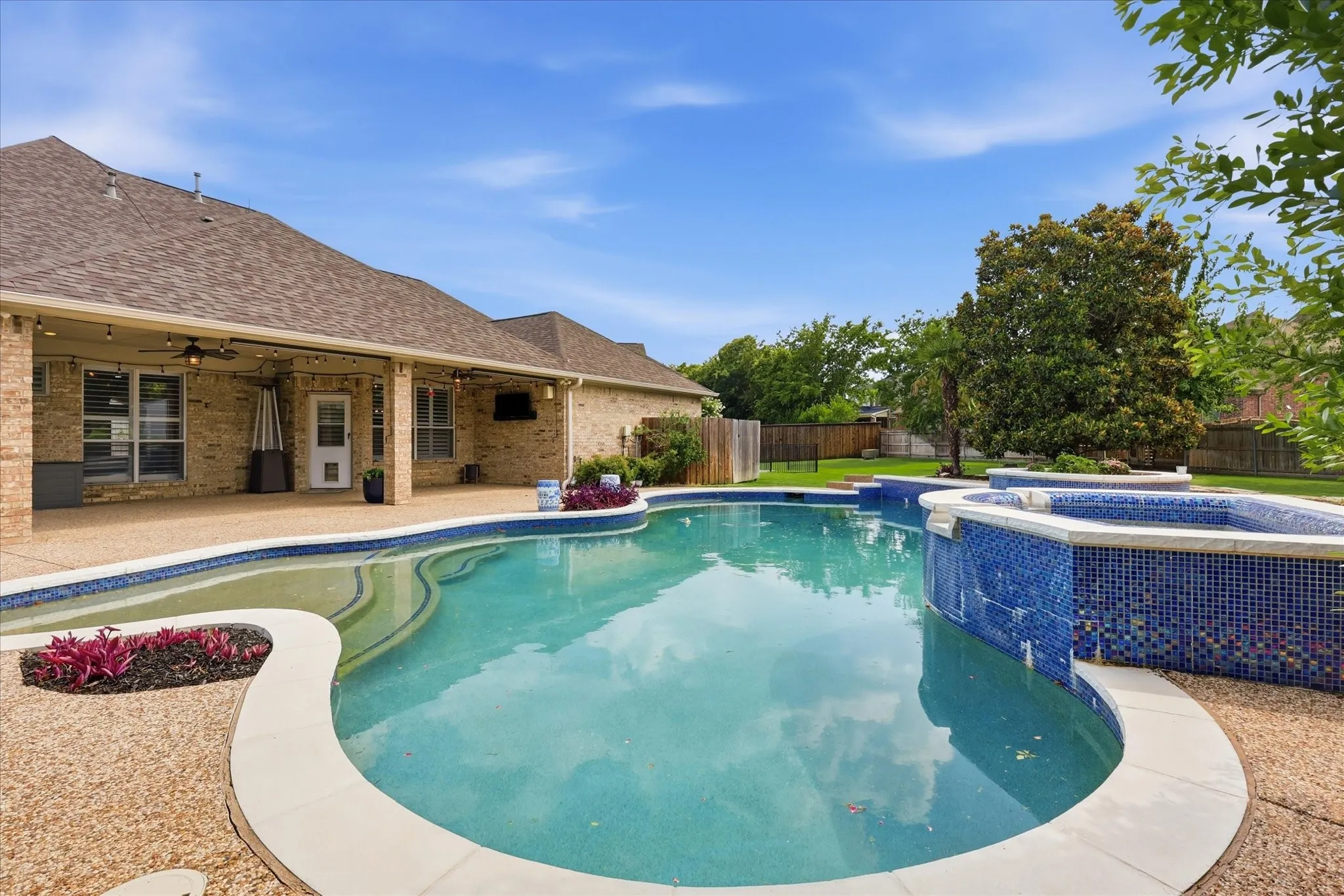 Single Family Residence For Sale in Tarrant County , 1552 Penny Lane, Keller, Texas 76248, 4 Bedroom, 4 Bathroom, 3 Garage spaces, 3,426 Sqft, built in 2002, mls#21302622, Real Estate Agent in Keller, Homes For Sale in Tarrant county, Homes For Sale in Keller, Realtor in Keller Texas, Real Estate Brokerage Independent Realty Texas, Luminita Cordes Realtor