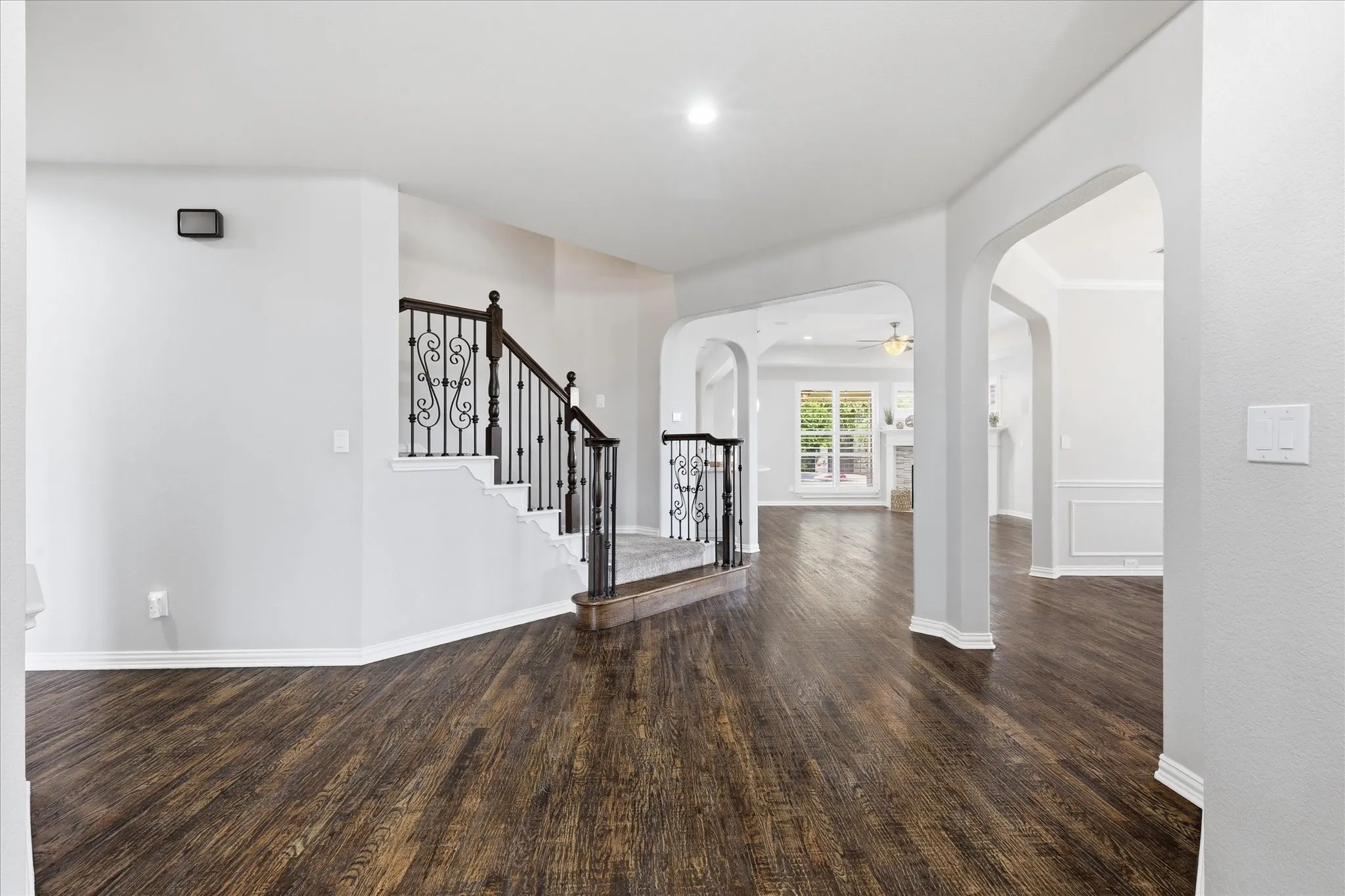 Single Family Residence For Sale in Tarrant County , 1552 Penny Lane, Keller, Texas 76248, 4 Bedroom, 4 Bathroom, 3 Garage spaces, 3,426 Sqft, built in 2002, mls#21302622, Real Estate Agent in Keller, Homes For Sale in Tarrant county, Homes For Sale in Keller, Realtor in Keller Texas, Real Estate Brokerage Independent Realty Texas, Luminita Cordes Realtor