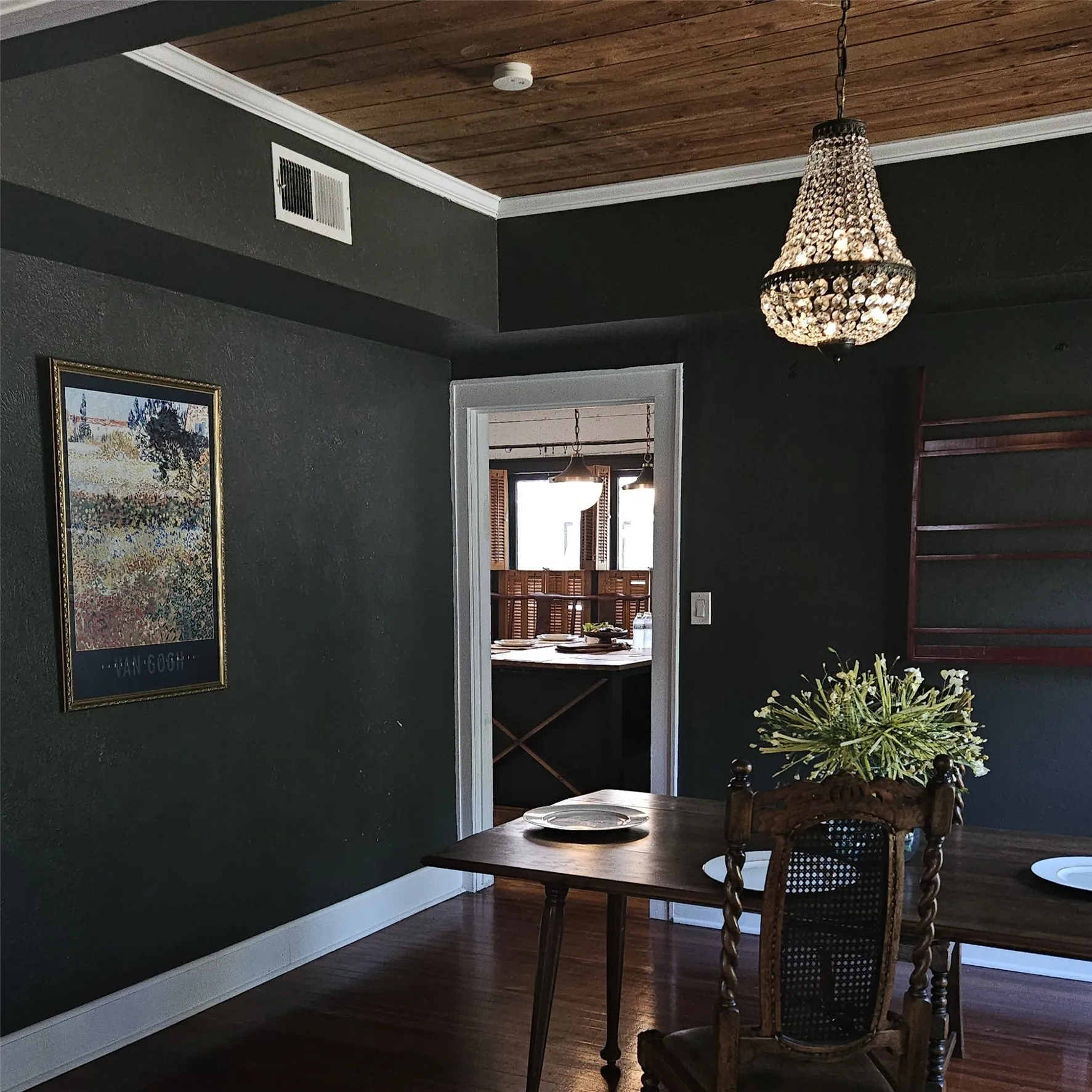 Single Family Residence For Sale in Ellis County , 306 Harbin Avenue, Waxahachie, Texas 75165, 4 Bedroom, 3 Bathroom, 2 Garage spaces, 3,897 Sqft, built in 1926, mls#21297094, Real Estate Agent in Waxahachie, Homes For Sale in Ellis county, Homes For Sale in Waxahachie, Realtor in Waxahachie Texas, Real Estate Brokerage Independent Realty Texas, Luminita Cordes Realtor