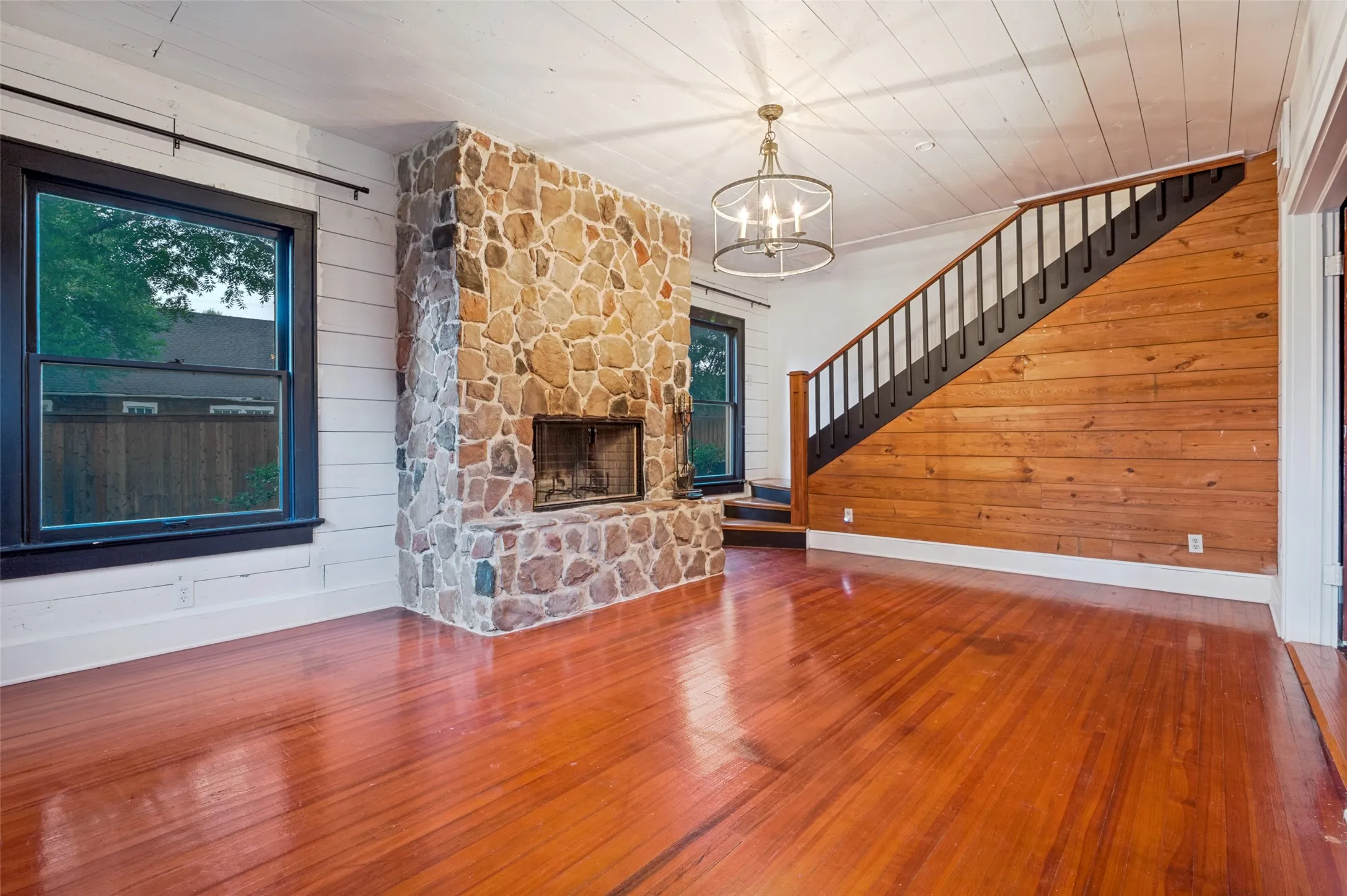 Wood burning fireplace