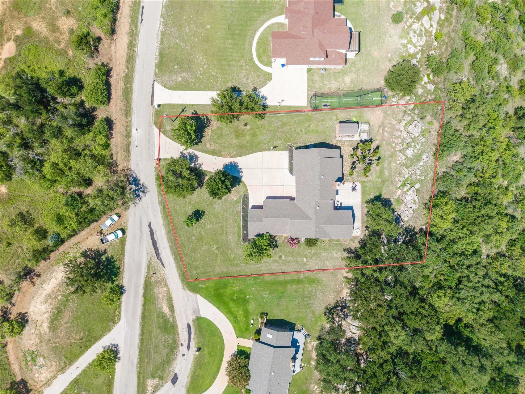 Single Family Residence For Sale in Brown County , 19 Spring Hollow, Brownwood, Texas 76801, 4 Bedroom, 3 Bathroom, 3 Garage spaces, 3,364 Sqft, built in 1990, mls#21307238, Real Estate Agent in Brownwood, Homes For Sale in Brown county, Homes For Sale in Brownwood, Realtor in Brownwood Texas, Real Estate Brokerage Independent Realty Texas, Luminita Cordes Realtor
