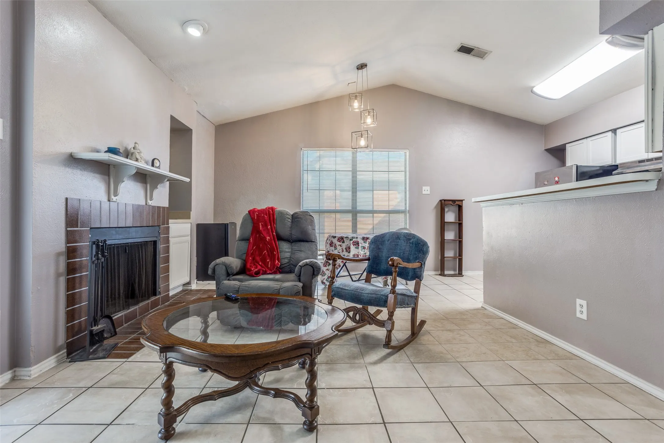 Condominium For Sale in Dallas County , 5913 Lake Hubbard Parkway 221, Garland, Texas 75043, 2 Bedroom, 2 Bathroom, Garage spaces, 920 Sqft, built in 1981, Price $105,000, mls#21307694, Real Estate Agent in Garland, Homes For Sale in Dallas county, Homes For Sale in Garland, Realtor in Garland Texas, Real Estate Brokerage Independent Realty Texas, Luminita Cordes Realtor