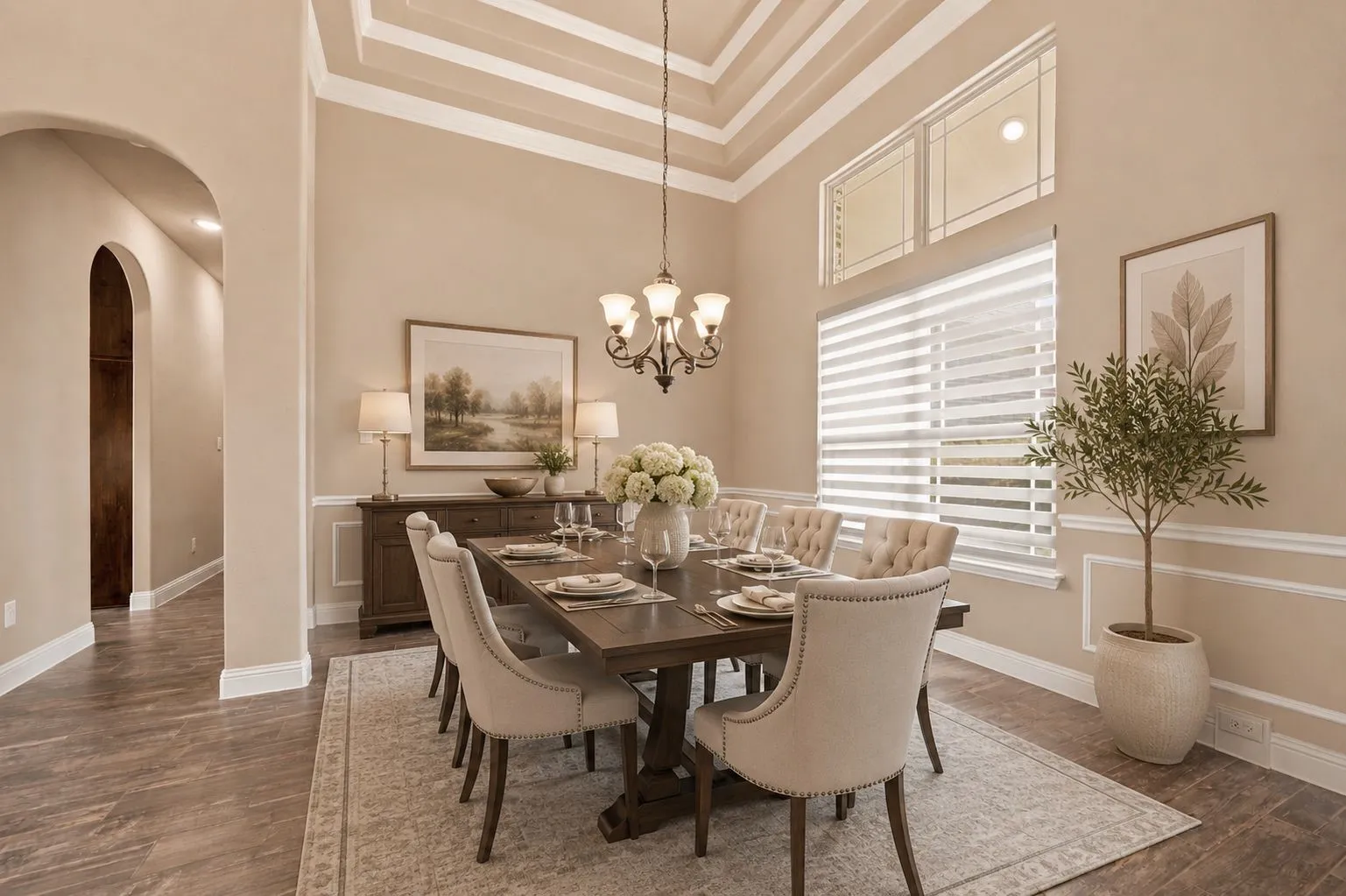 Virtually staged dining room