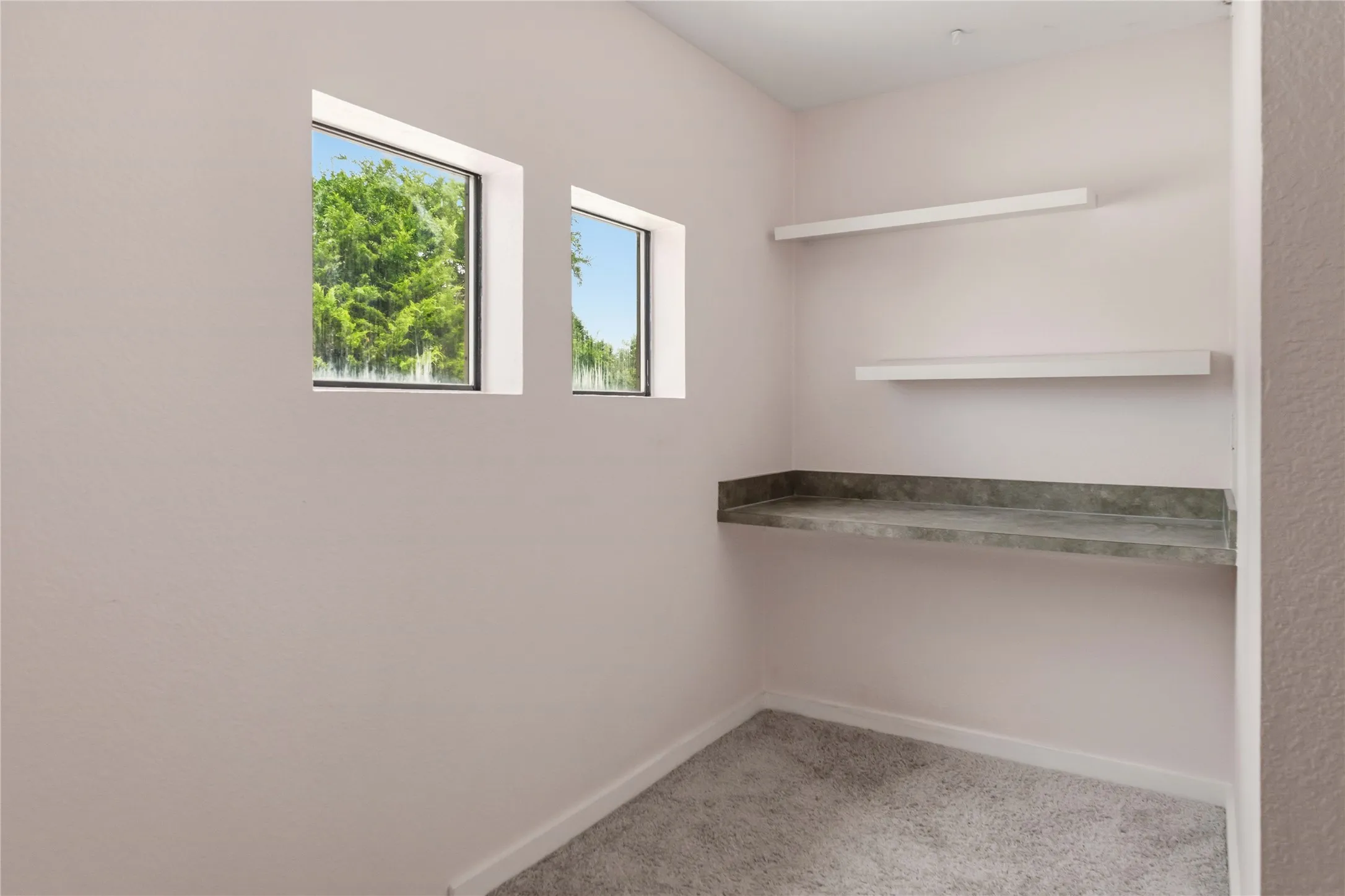 Condominium For Sale in Dallas County , 5111 Manett Street 207, Dallas, Texas 75206, 1 Bedroom, 1 Bathroom, Garage spaces, 728 Sqft, built in 2001, mls#21306838, Real Estate Agent in Dallas, Homes For Sale in Dallas county, Homes For Sale in Dallas, Realtor in Dallas Texas, Real Estate Brokerage Independent Realty Texas, Luminita Cordes Realtor