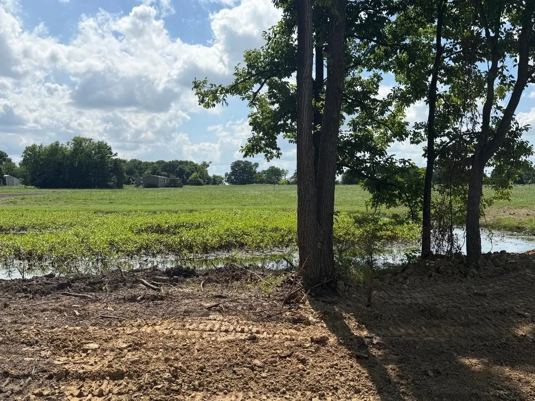 Mobile Home For Sale in Kaufman County , Lot 4 County Road 122, Kaufman, Texas 75142, 2 Bedroom, 2 Bathroom, 1 Garage spaces, 896 Sqft, built in 2018, mls#21307671, Real Estate Agent in Kaufman, Homes For Sale in Kaufman county, Homes For Sale in Kaufman, Realtor in Kaufman Texas, Real Estate Brokerage Independent Realty Texas, Luminita Cordes Realtor