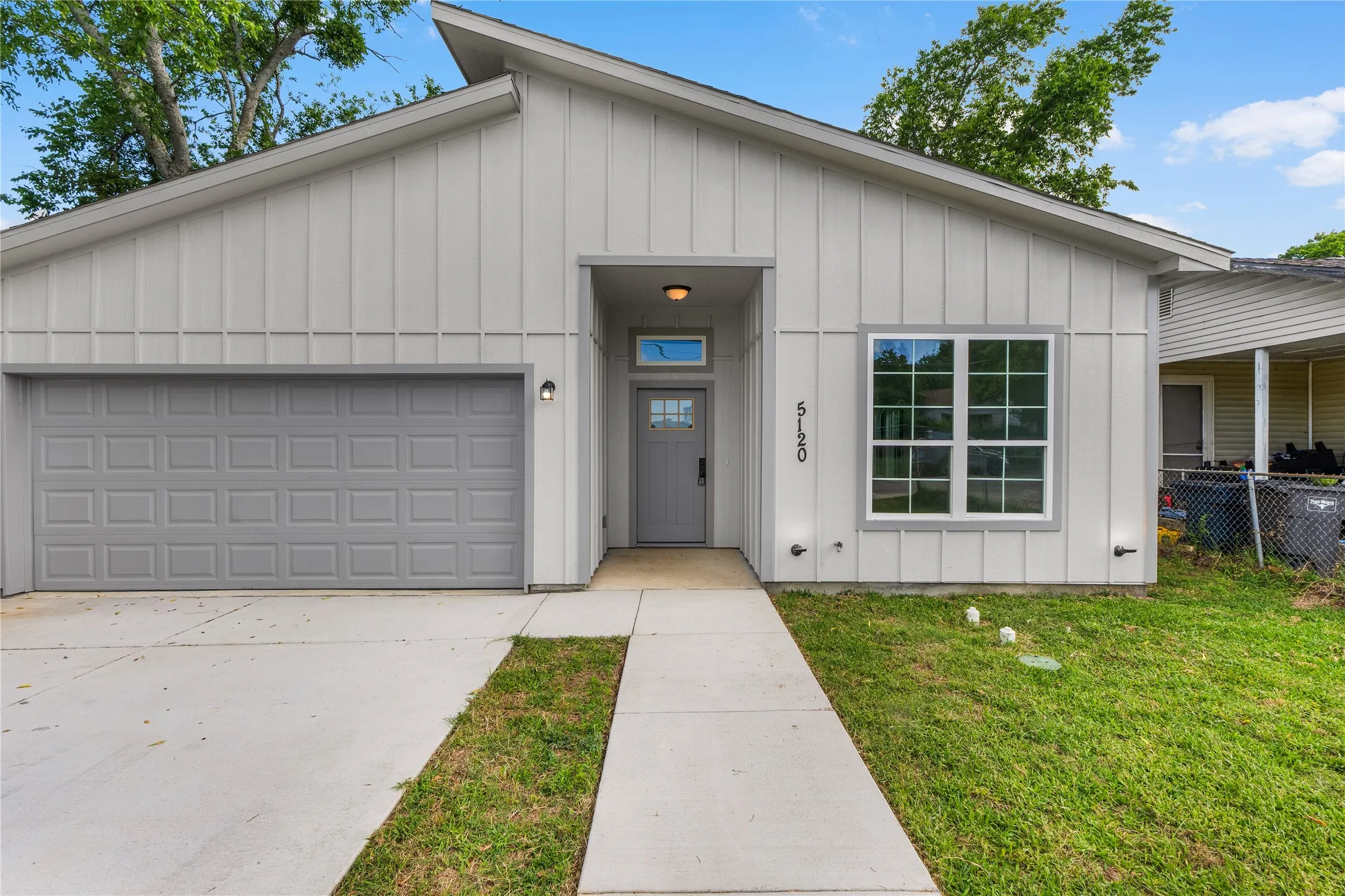 Single Family Residence For Sale in Tarrant County , 5120 Elgin Street, Fort Worth, Texas 76105, 3 Bedroom, 3 Bathroom, 2 Garage spaces, 1,800 Sqft, built in 2026, mls#21307698, Real Estate Agent in Fort Worth, Homes For Sale in Tarrant county, Homes For Sale in Fort Worth, Realtor in Fort Worth Texas, Real Estate Brokerage Independent Realty Texas, Luminita Cordes Realtor