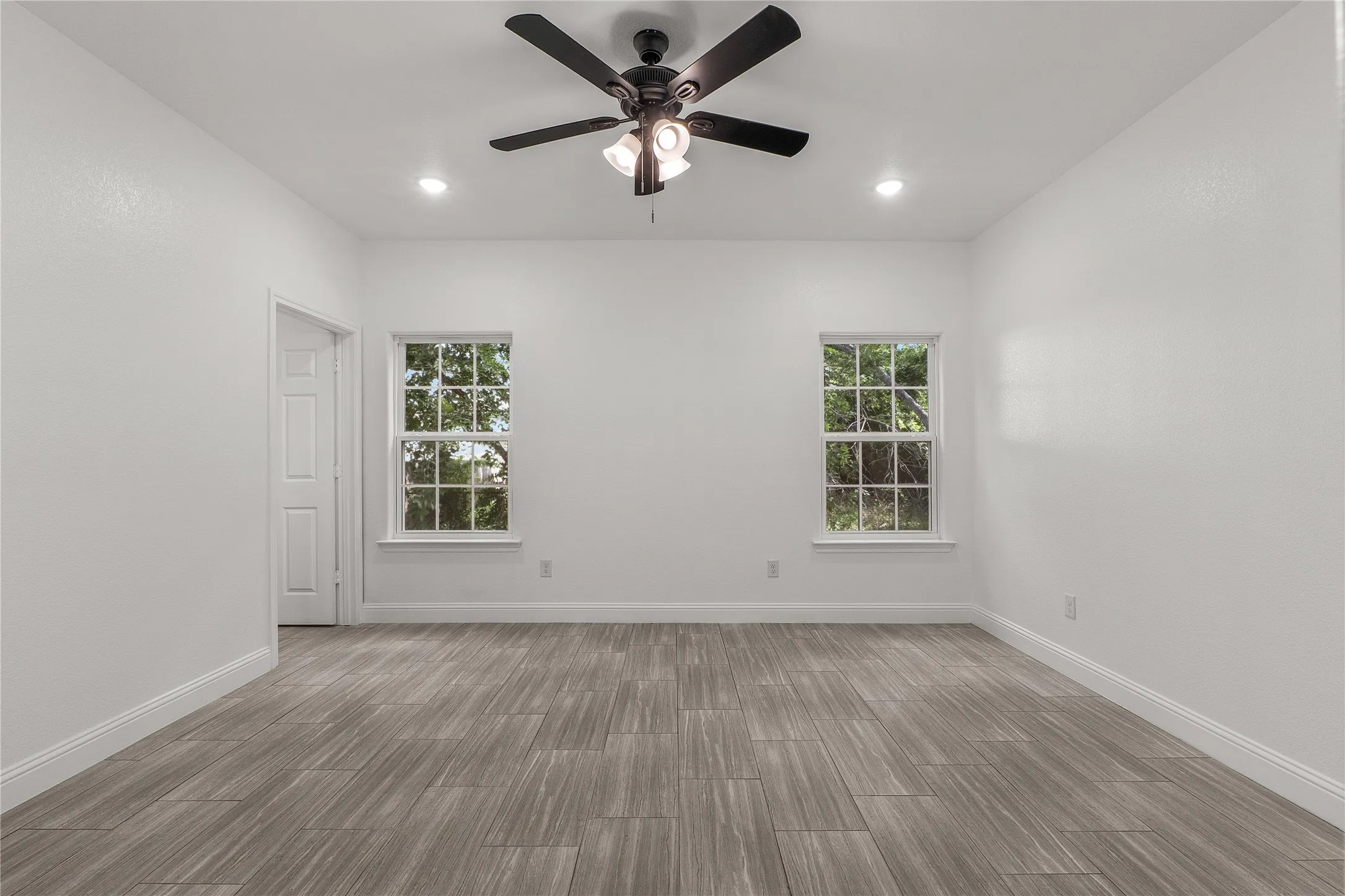 Single Family Residence For Sale in Tarrant County , 5120 Elgin Street, Fort Worth, Texas 76105, 3 Bedroom, 3 Bathroom, 2 Garage spaces, 1,800 Sqft, built in 2026, mls#21307698, Real Estate Agent in Fort Worth, Homes For Sale in Tarrant county, Homes For Sale in Fort Worth, Realtor in Fort Worth Texas, Real Estate Brokerage Independent Realty Texas, Luminita Cordes Realtor