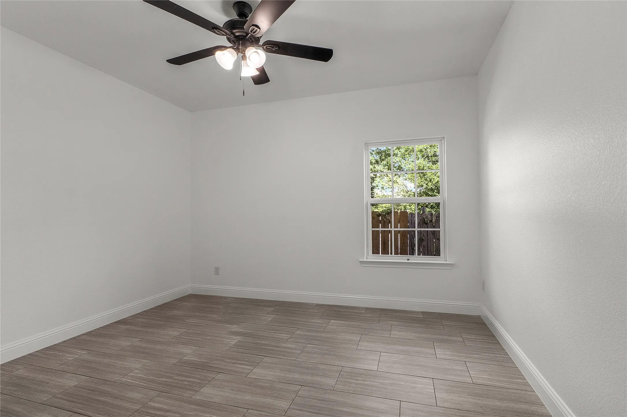 Single Family Residence For Sale in Tarrant County , 5120 Elgin Street, Fort Worth, Texas 76105, 3 Bedroom, 3 Bathroom, 2 Garage spaces, 1,800 Sqft, built in 2026, mls#21307698, Real Estate Agent in Fort Worth, Homes For Sale in Tarrant county, Homes For Sale in Fort Worth, Realtor in Fort Worth Texas, Real Estate Brokerage Independent Realty Texas, Luminita Cordes Realtor