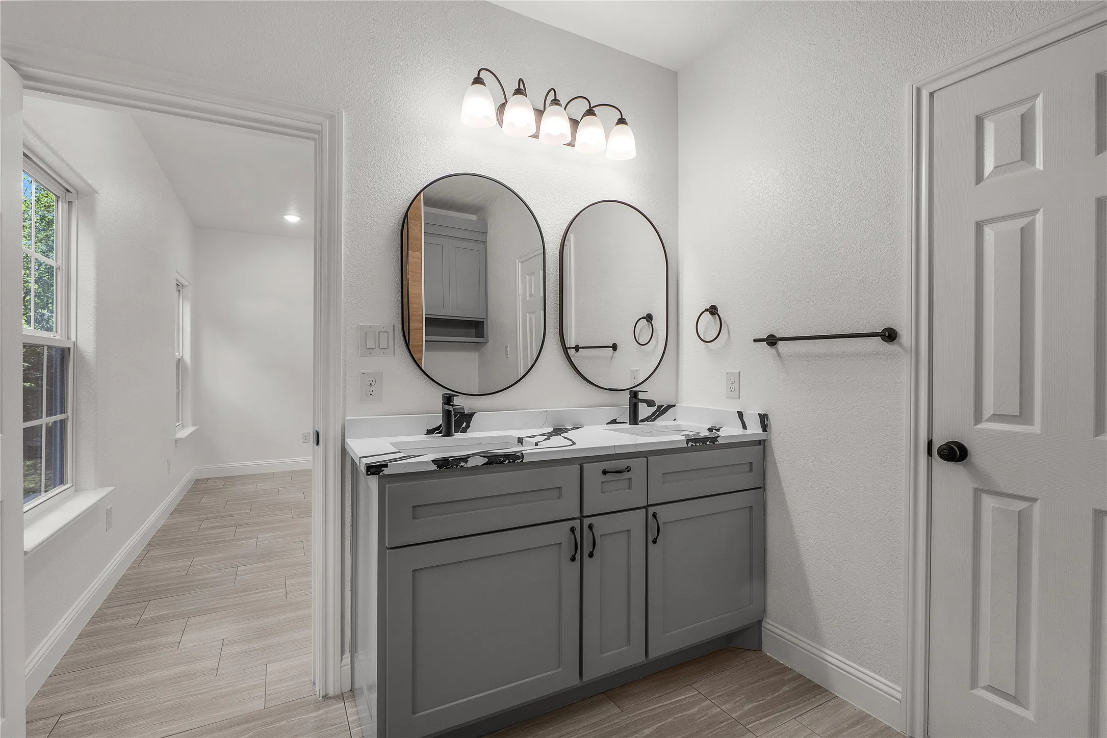 Single Family Residence For Sale in Tarrant County , 5120 Elgin Street, Fort Worth, Texas 76105, 3 Bedroom, 3 Bathroom, 2 Garage spaces, 1,800 Sqft, built in 2026, mls#21307698, Real Estate Agent in Fort Worth, Homes For Sale in Tarrant county, Homes For Sale in Fort Worth, Realtor in Fort Worth Texas, Real Estate Brokerage Independent Realty Texas, Luminita Cordes Realtor