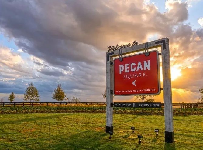 Pecan Square Sign