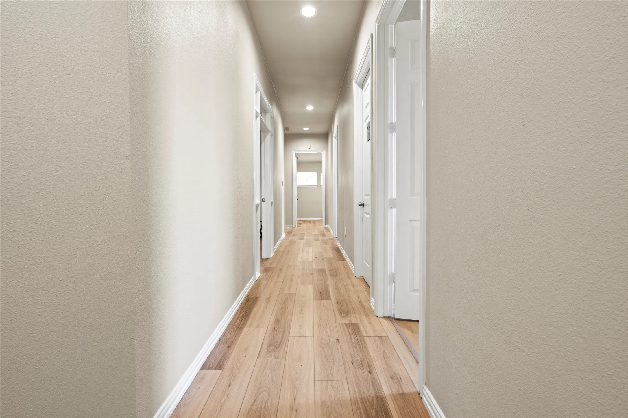 Office For Rent in Tarrant County , 2204 Park Springs Boulevard, Arlington, Texas 76013, 0, 0, Garage spaces, 0 Sqft, built in 1997, mls#21307708, Real Estate Agent in Arlington, Homes For Rent in Tarrant county, Homes For Rent in Arlington, Realtor in Arlington Texas, Real Estate Brokerage Independent Realty Texas, Luminita Cordes Realtor