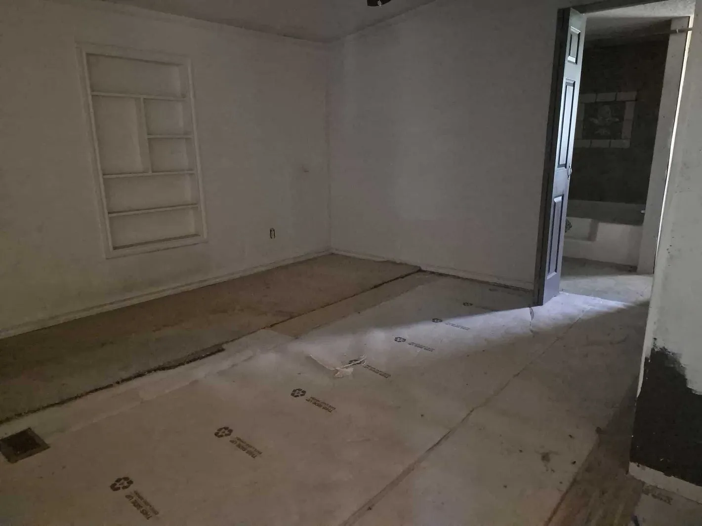 Manufactured Home For Sale in Brown County , 3130 Seabreeze Drive, May, Texas 76857, 4 Bedroom, 2 Bathroom, Garage spaces, 2,228 Sqft, built in 1996, mls#21303362, Real Estate Agent in May, Homes For Sale in Brown county, Homes For Sale in May, Realtor in May Texas, Real Estate Brokerage Independent Realty Texas, Luminita Cordes Realtor