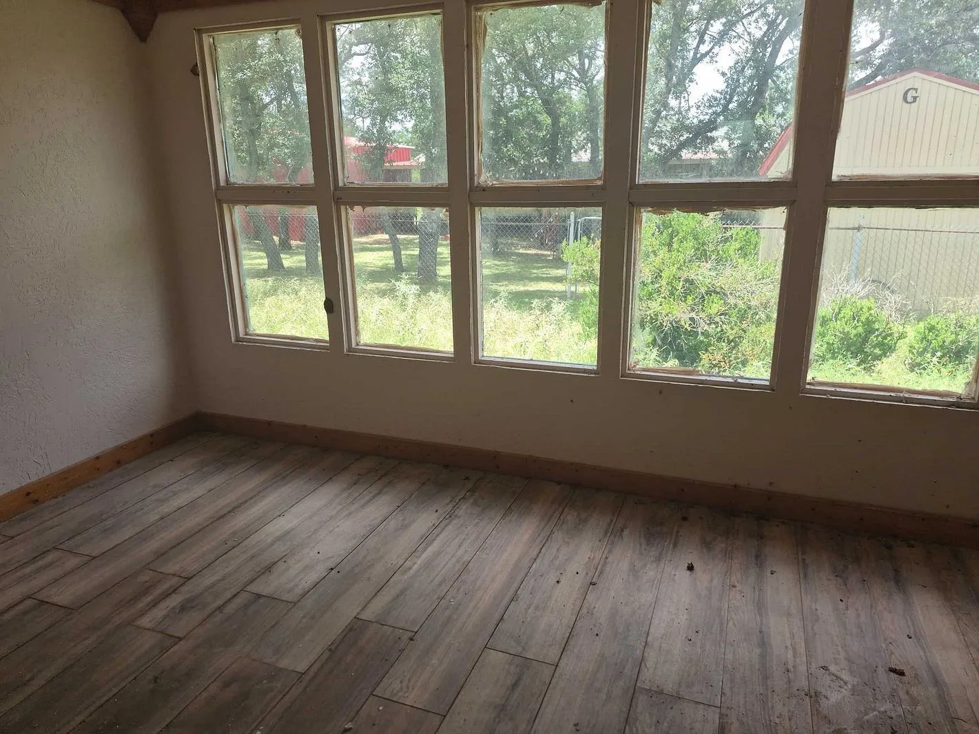 Manufactured Home For Sale in Brown County , 3130 Seabreeze Drive, May, Texas 76857, 4 Bedroom, 2 Bathroom, Garage spaces, 2,228 Sqft, built in 1996, mls#21303362, Real Estate Agent in May, Homes For Sale in Brown county, Homes For Sale in May, Realtor in May Texas, Real Estate Brokerage Independent Realty Texas, Luminita Cordes Realtor