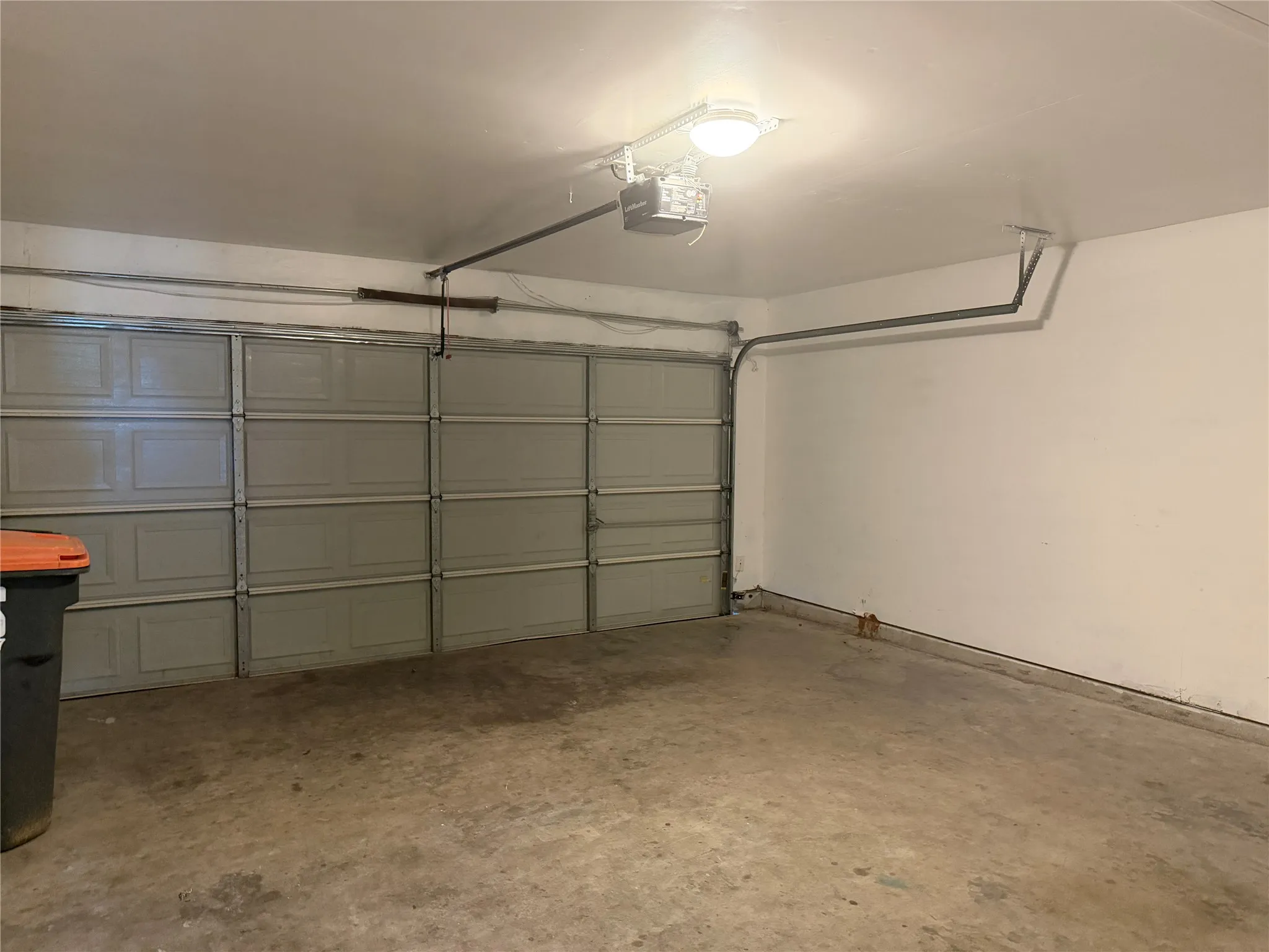 Single Family Residence For Rent in Collin County , 301 Meadow Lark Lane, Anna, Texas 75409, 3 Bedroom, 2 Bathroom, 2 Garage spaces, 1,391 Sqft, built in 2005, mls#21307720, Real Estate Agent in Anna, Homes For Rent in Collin county, Homes For Rent in Anna, Realtor in Anna Texas, Real Estate Brokerage Independent Realty Texas, Luminita Cordes Realtor