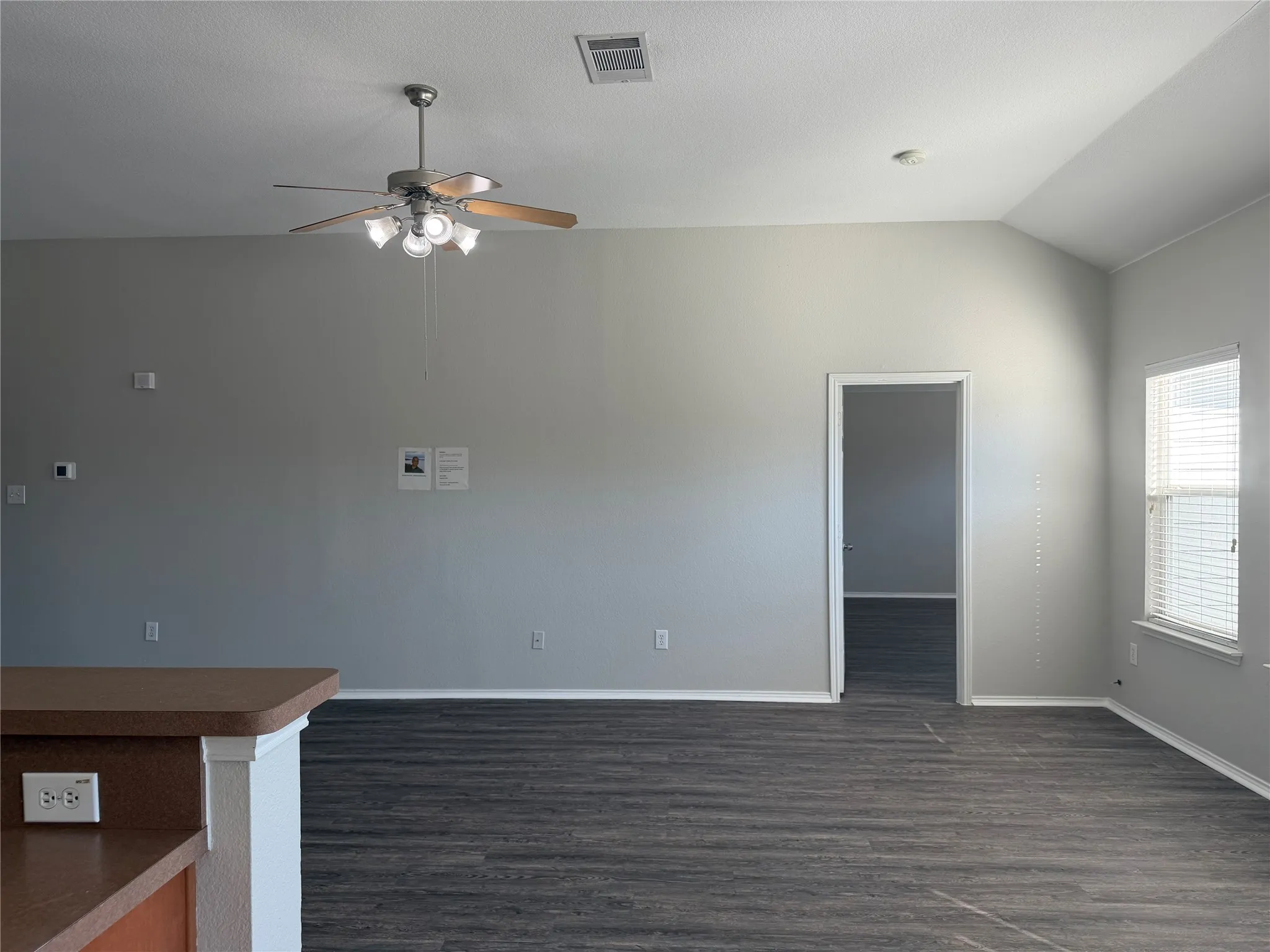 Single Family Residence For Rent in Collin County , 301 Meadow Lark Lane, Anna, Texas 75409, 3 Bedroom, 2 Bathroom, 2 Garage spaces, 1,391 Sqft, built in 2005, mls#21307720, Real Estate Agent in Anna, Homes For Rent in Collin county, Homes For Rent in Anna, Realtor in Anna Texas, Real Estate Brokerage Independent Realty Texas, Luminita Cordes Realtor