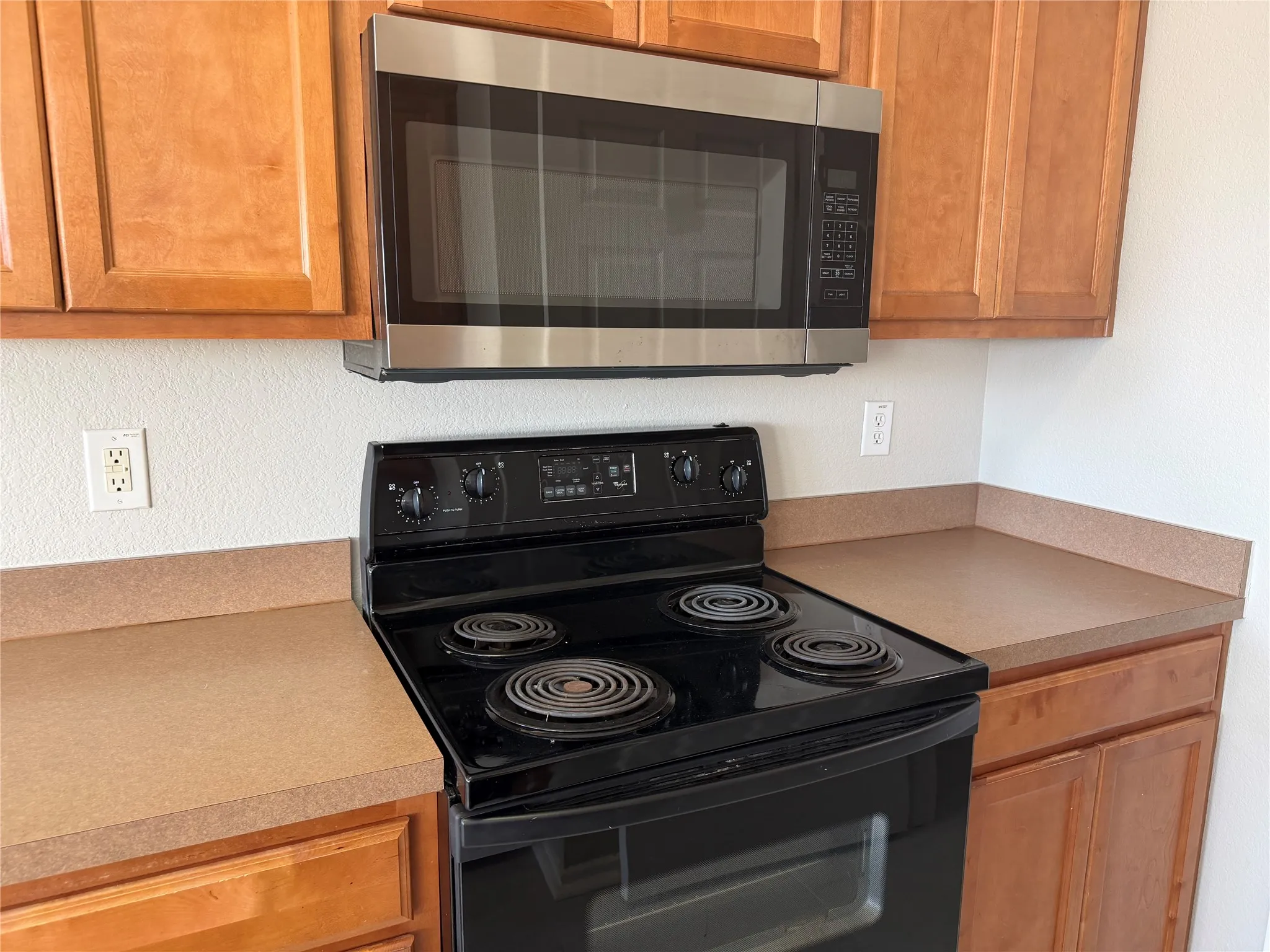 Single Family Residence For Rent in Collin County , 301 Meadow Lark Lane, Anna, Texas 75409, 3 Bedroom, 2 Bathroom, 2 Garage spaces, 1,391 Sqft, built in 2005, mls#21307720, Real Estate Agent in Anna, Homes For Rent in Collin county, Homes For Rent in Anna, Realtor in Anna Texas, Real Estate Brokerage Independent Realty Texas, Luminita Cordes Realtor