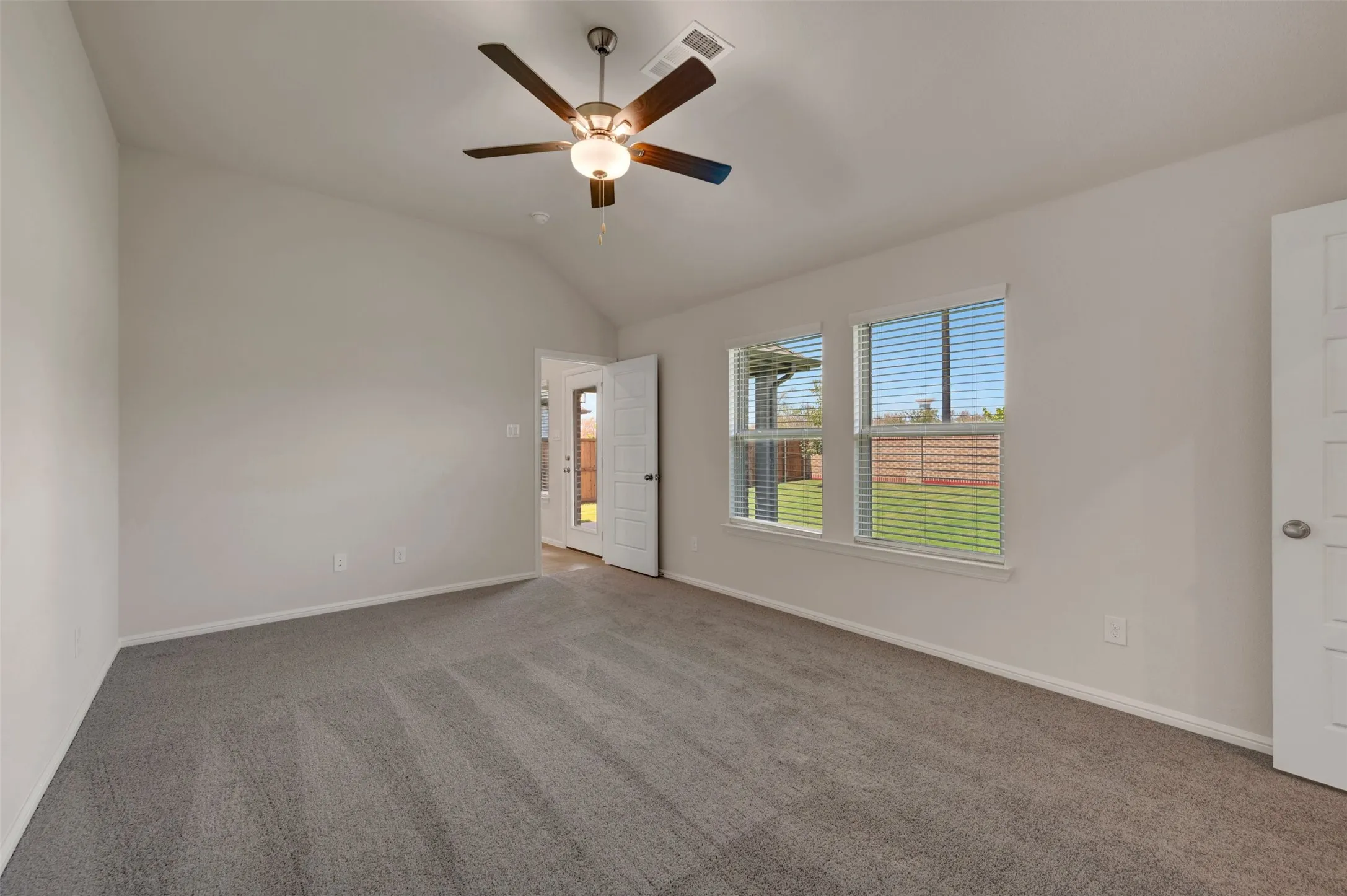 Single Family Residence For Sale in Denton County , 160 Hudson Lane, Justin, Texas 76247, 3 Bedroom, 3 Bathroom, 2 Garage spaces, 2,132 Sqft, built in 2026, mls#21298921, Real Estate Agent in Justin, Homes For Sale in Denton county, Homes For Sale in Justin, Realtor in Justin Texas, Real Estate Brokerage Independent Realty Texas, Luminita Cordes Realtor