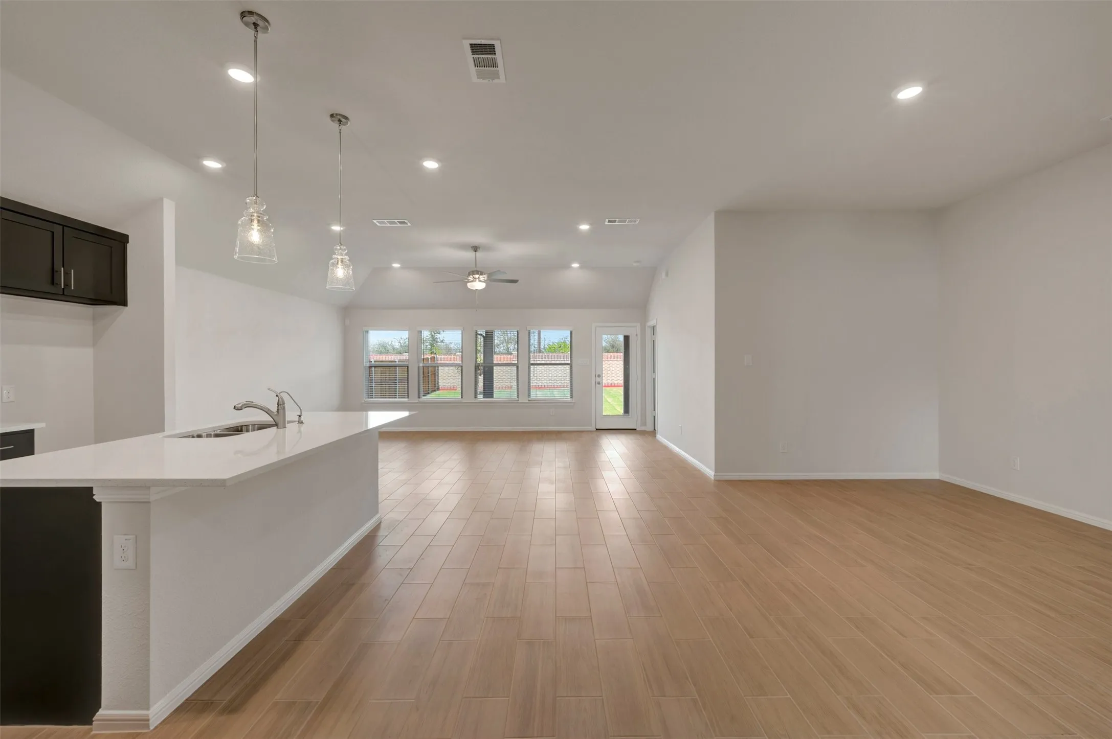 Single Family Residence For Sale in Denton County , 160 Hudson Lane, Justin, Texas 76247, 3 Bedroom, 3 Bathroom, 2 Garage spaces, 2,132 Sqft, built in 2026, mls#21298921, Real Estate Agent in Justin, Homes For Sale in Denton county, Homes For Sale in Justin, Realtor in Justin Texas, Real Estate Brokerage Independent Realty Texas, Luminita Cordes Realtor