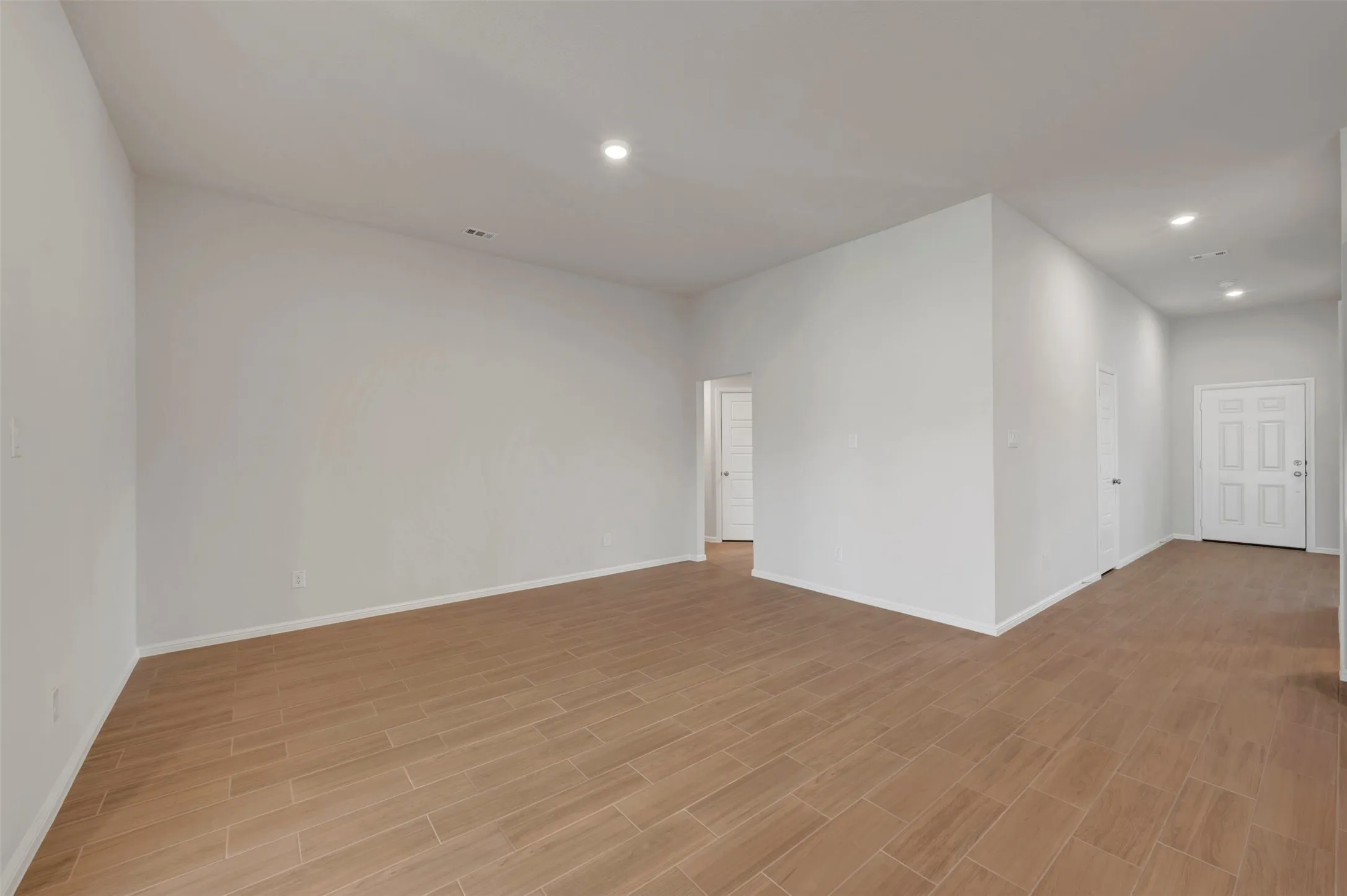 Single Family Residence For Sale in Denton County , 160 Hudson Lane, Justin, Texas 76247, 3 Bedroom, 3 Bathroom, 2 Garage spaces, 2,132 Sqft, built in 2026, mls#21298921, Real Estate Agent in Justin, Homes For Sale in Denton county, Homes For Sale in Justin, Realtor in Justin Texas, Real Estate Brokerage Independent Realty Texas, Luminita Cordes Realtor