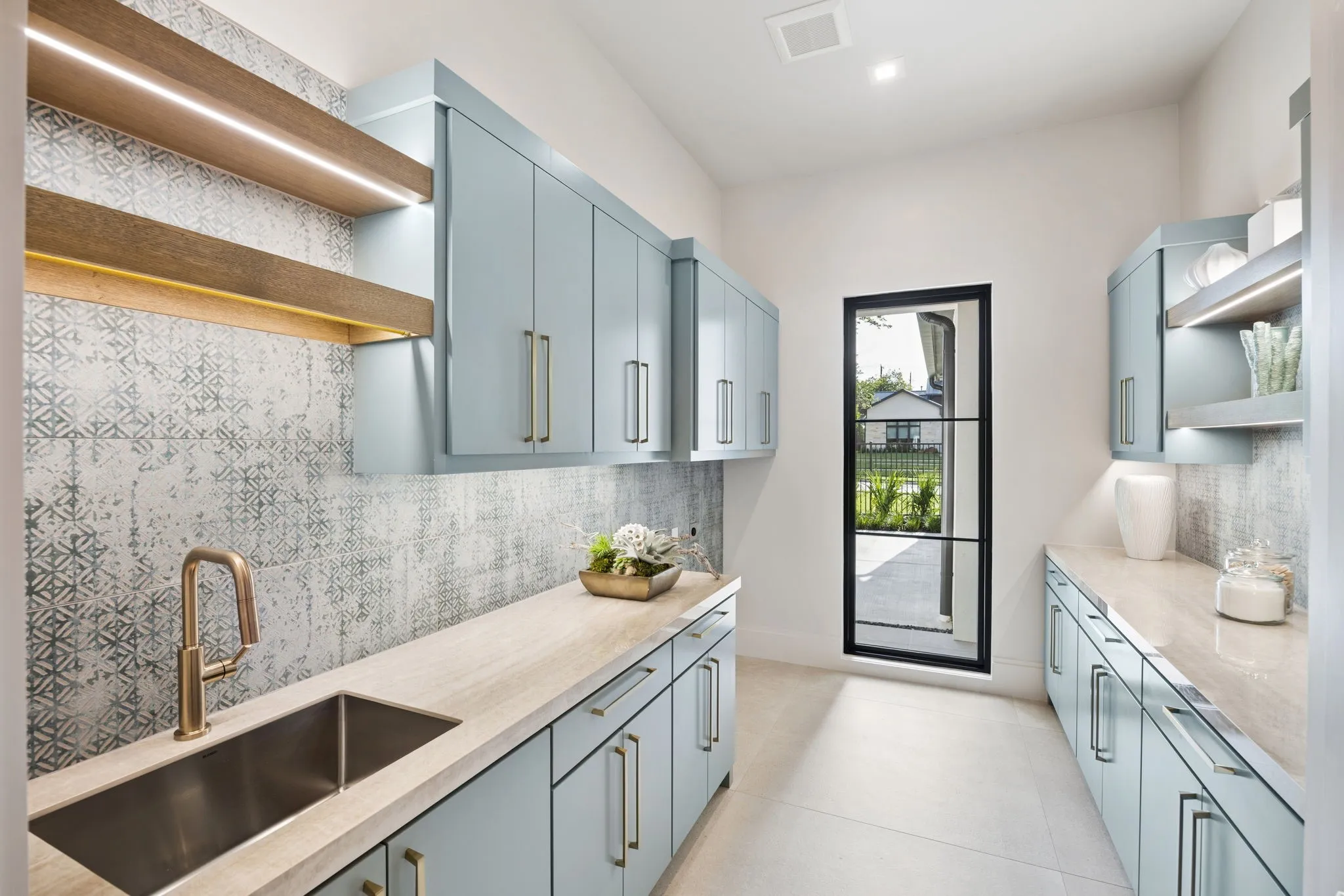 Single Family Residence For Sale in Tarrant County , 601 Pemberton Drive, Southlake, Texas 76092, 5 Bedroom, 7 Bathroom, 3 Garage spaces, 5,597 Sqft, built in 2026, mls#21302356, Real Estate Agent in Southlake, Homes For Sale in Tarrant county, Homes For Sale in Southlake, Realtor in Southlake Texas, Real Estate Brokerage Independent Realty Texas, Luminita Cordes Realtor