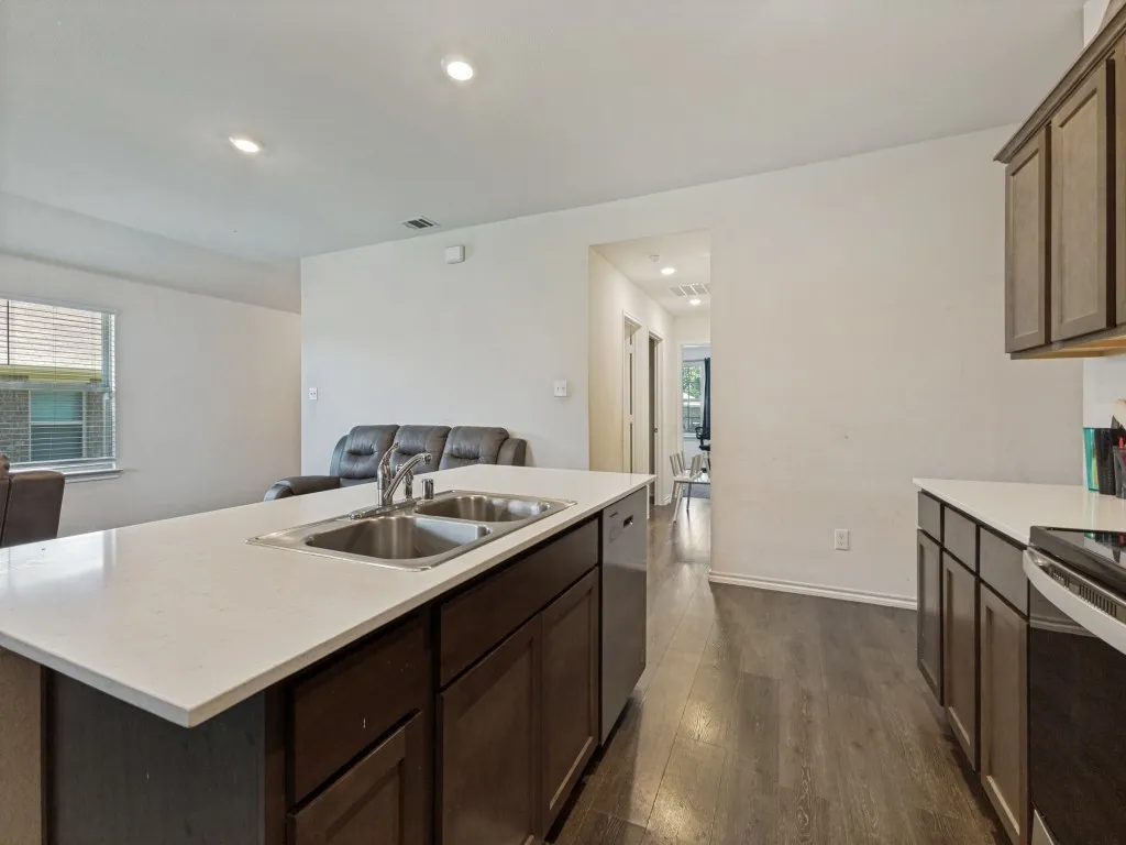 Single Family Residence For Rent in Dallas County , 15127 Athena Drive, Dallas, Texas 75253, 3 Bedroom, 2 Bathroom, 2 Garage spaces, 1,608 Sqft, built in 2022, mls#21301674, Real Estate Agent in Dallas, Homes For Rent in Dallas county, Homes For Rent in Dallas, Realtor in Dallas Texas, Real Estate Brokerage Independent Realty Texas, Luminita Cordes Realtor