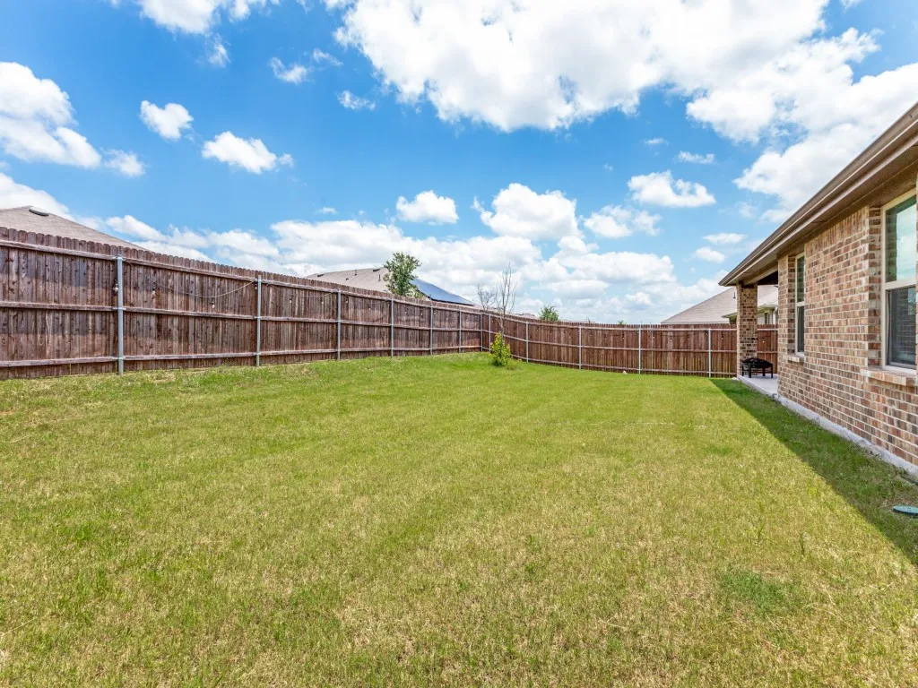 Single Family Residence For Rent in Dallas County , 15127 Athena Drive, Dallas, Texas 75253, 3 Bedroom, 2 Bathroom, 2 Garage spaces, 1,608 Sqft, built in 2022, mls#21301674, Real Estate Agent in Dallas, Homes For Rent in Dallas county, Homes For Rent in Dallas, Realtor in Dallas Texas, Real Estate Brokerage Independent Realty Texas, Luminita Cordes Realtor