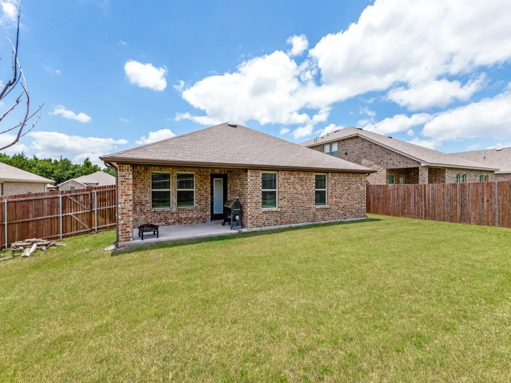 Single Family Residence For Rent in Dallas County , 15127 Athena Drive, Dallas, Texas 75253, 3 Bedroom, 2 Bathroom, 2 Garage spaces, 1,608 Sqft, built in 2022, mls#21301674, Real Estate Agent in Dallas, Homes For Rent in Dallas county, Homes For Rent in Dallas, Realtor in Dallas Texas, Real Estate Brokerage Independent Realty Texas, Luminita Cordes Realtor