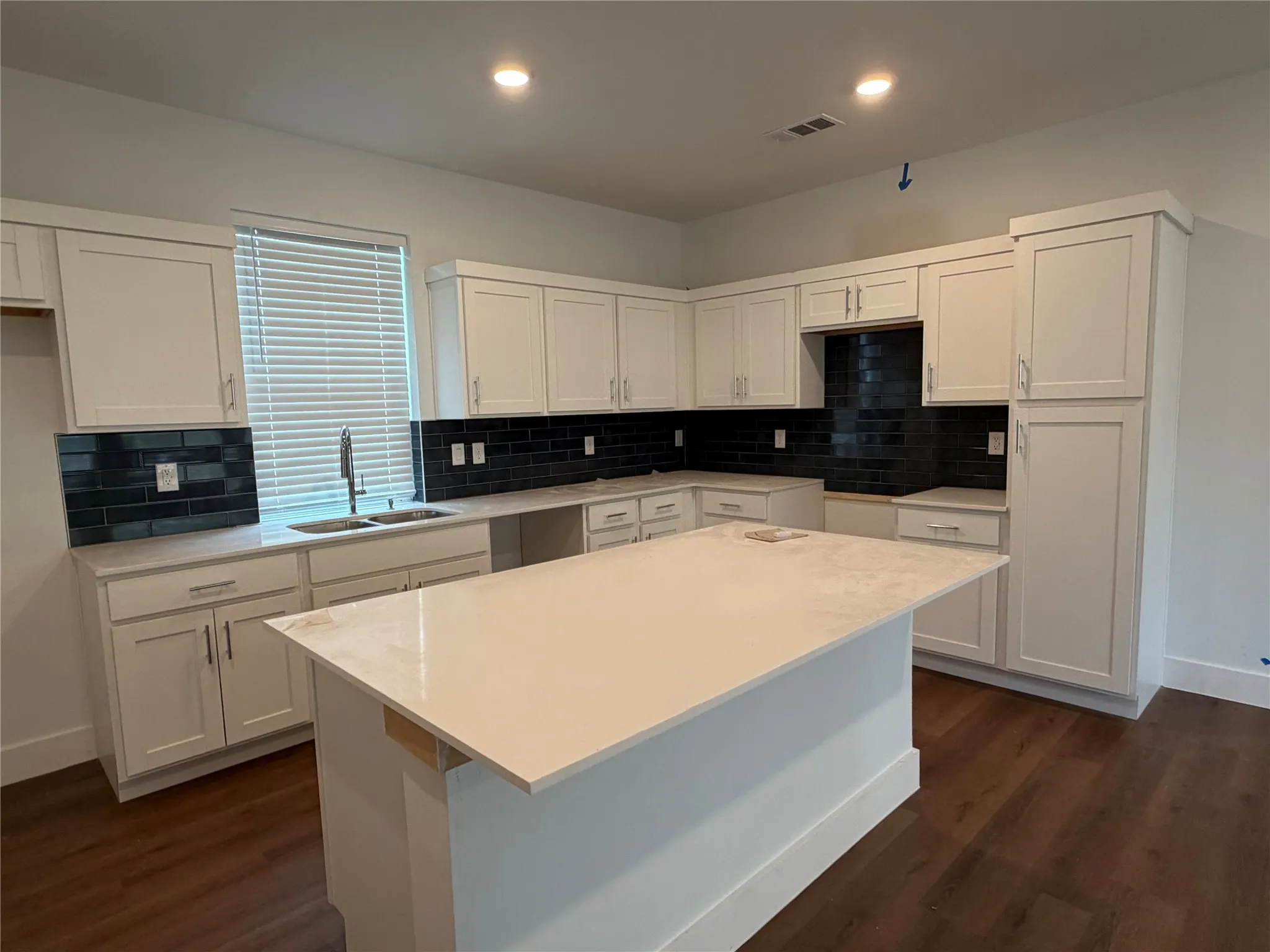Single Family Residence For Sale in Dallas County , 1371 Cooper, Dallas, Texas 75215, 4 Bedroom, 3 Bathroom, 1 Garage spaces, 1,706 Sqft, built in 2026, mls#21307558, Real Estate Agent in Dallas, Homes For Sale in Dallas county, Homes For Sale in Dallas, Realtor in Dallas Texas, Real Estate Brokerage Independent Realty Texas, Luminita Cordes Realtor