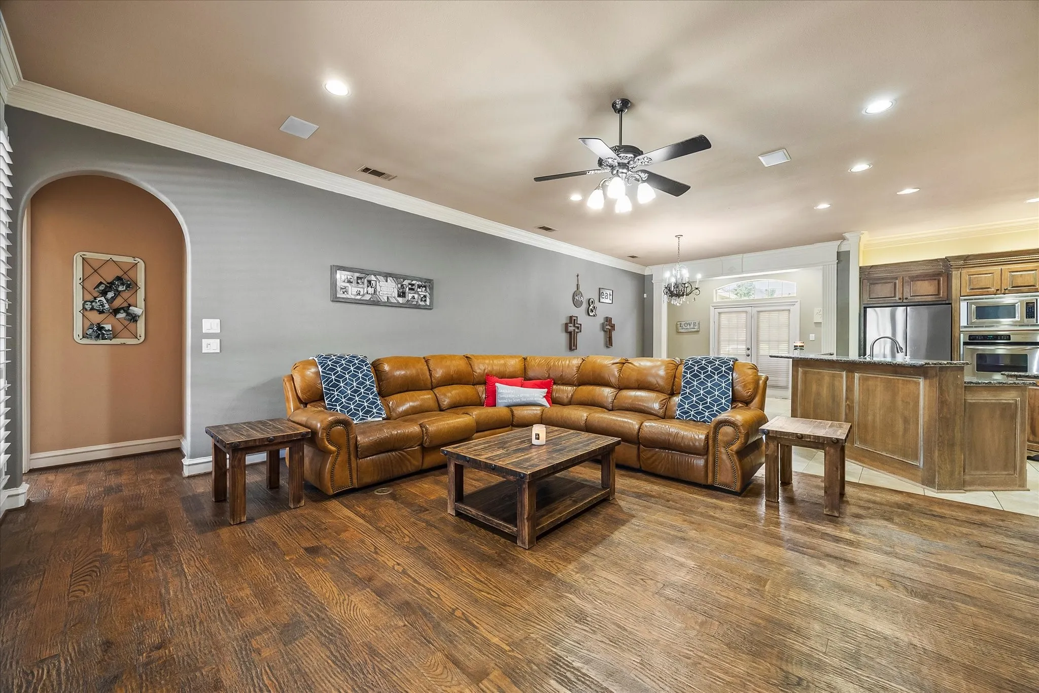 Single Family Residence For Sale in Rockwall County , 700 Starlight Pass, Heath, Texas 75032, 5 Bedroom, 4 Bathroom, 3 Garage spaces, 4,133 Sqft, built in 2002, mls#21307126, Real Estate Agent in Heath, Homes For Sale in Rockwall county, Homes For Sale in Heath, Realtor in Heath Texas, Real Estate Brokerage Independent Realty Texas, Luminita Cordes Realtor