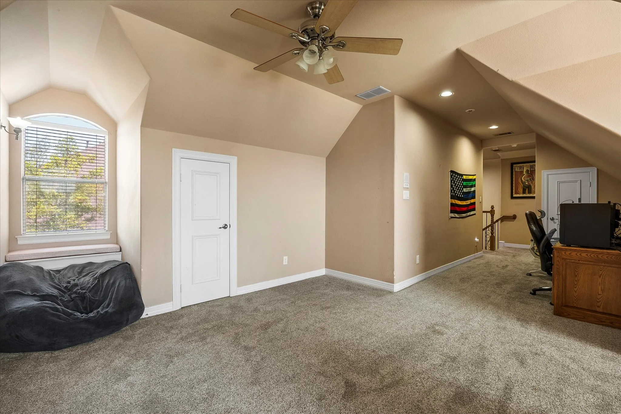 Single Family Residence For Sale in Rockwall County , 700 Starlight Pass, Heath, Texas 75032, 5 Bedroom, 4 Bathroom, 3 Garage spaces, 4,133 Sqft, built in 2002, mls#21307126, Real Estate Agent in Heath, Homes For Sale in Rockwall county, Homes For Sale in Heath, Realtor in Heath Texas, Real Estate Brokerage Independent Realty Texas, Luminita Cordes Realtor