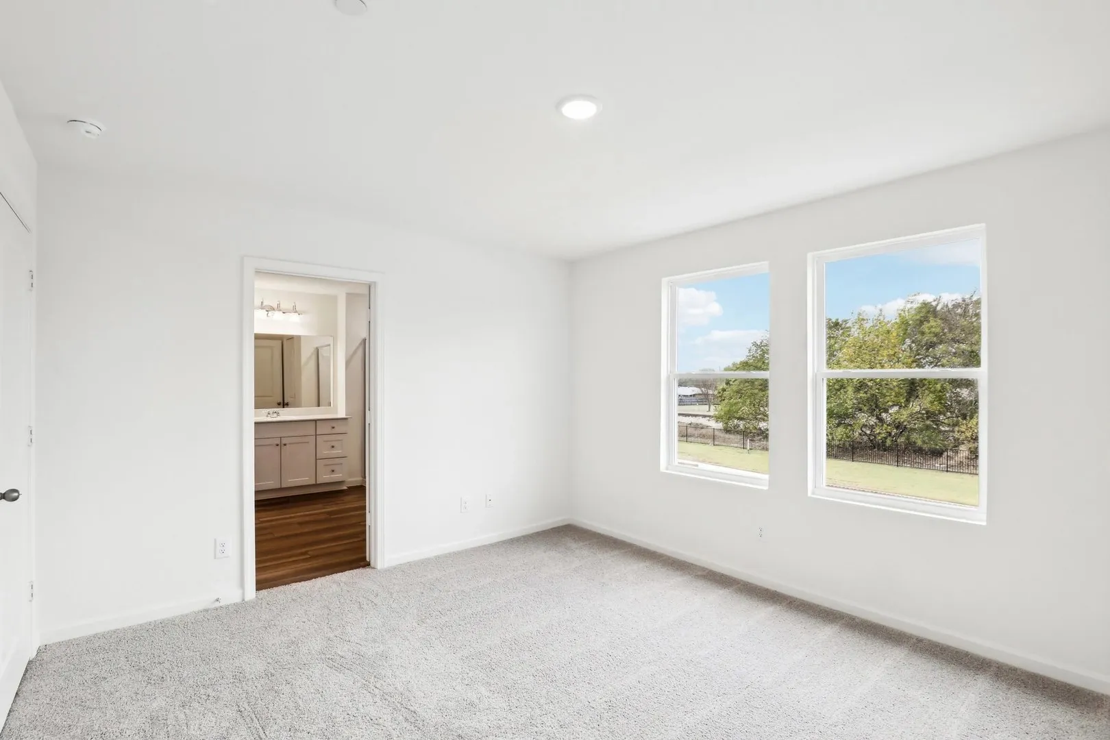 Townhouse For Sale in Dallas County , 924 Penrose Drive, Cedar Hill, Texas 75104, 4 Bedroom, 2 Bathroom, 2 Garage spaces, 1,900 Sqft, built in 2026, mls#21307785, Real Estate Agent in Cedar Hill, Homes For Sale in Dallas county, Homes For Sale in Cedar Hill, Realtor in Cedar Hill Texas, Real Estate Brokerage Independent Realty Texas, Luminita Cordes Realtor