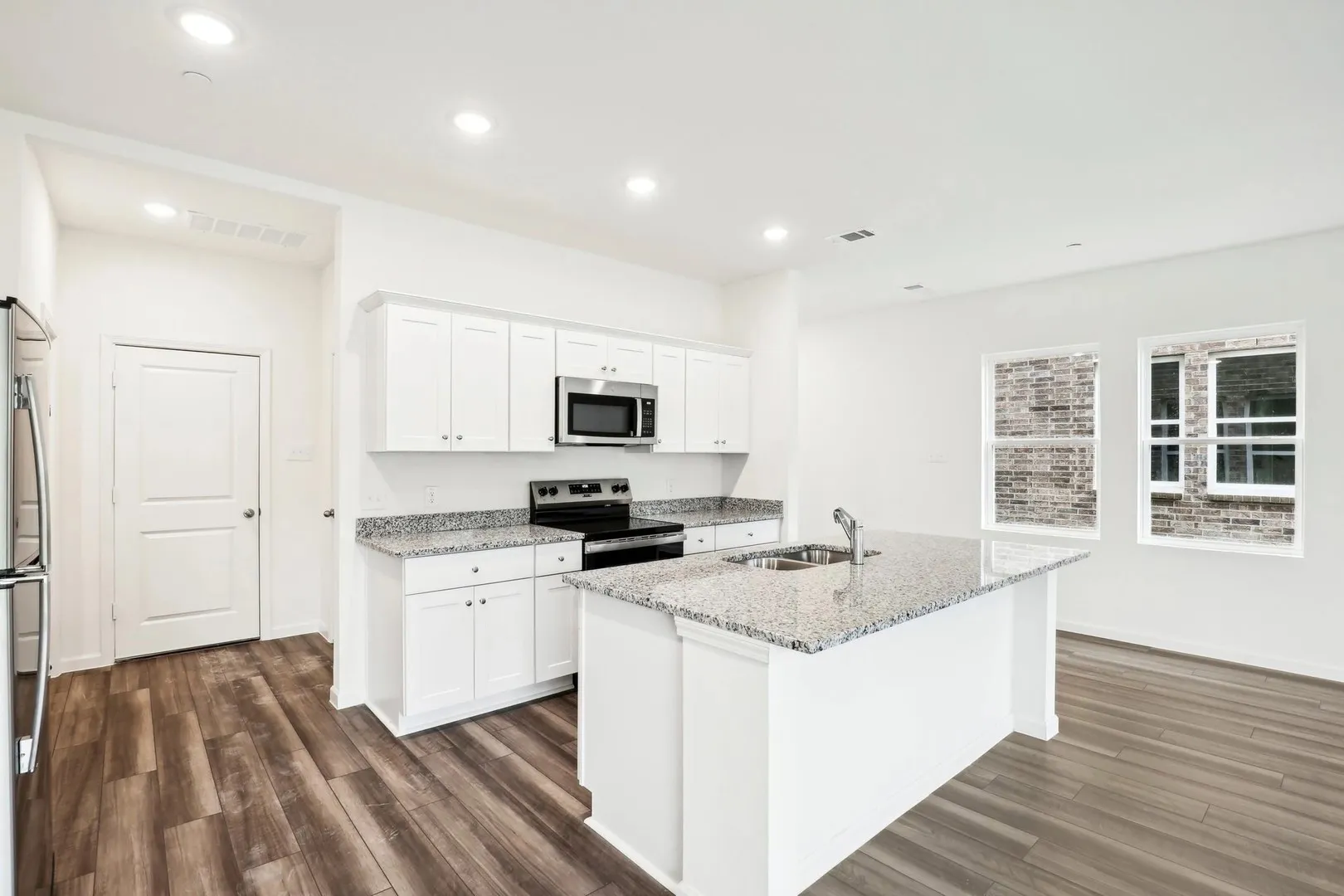 Townhouse For Sale in Dallas County , 924 Penrose Drive, Cedar Hill, Texas 75104, 4 Bedroom, 2 Bathroom, 2 Garage spaces, 1,900 Sqft, built in 2026, mls#21307785, Real Estate Agent in Cedar Hill, Homes For Sale in Dallas county, Homes For Sale in Cedar Hill, Realtor in Cedar Hill Texas, Real Estate Brokerage Independent Realty Texas, Luminita Cordes Realtor