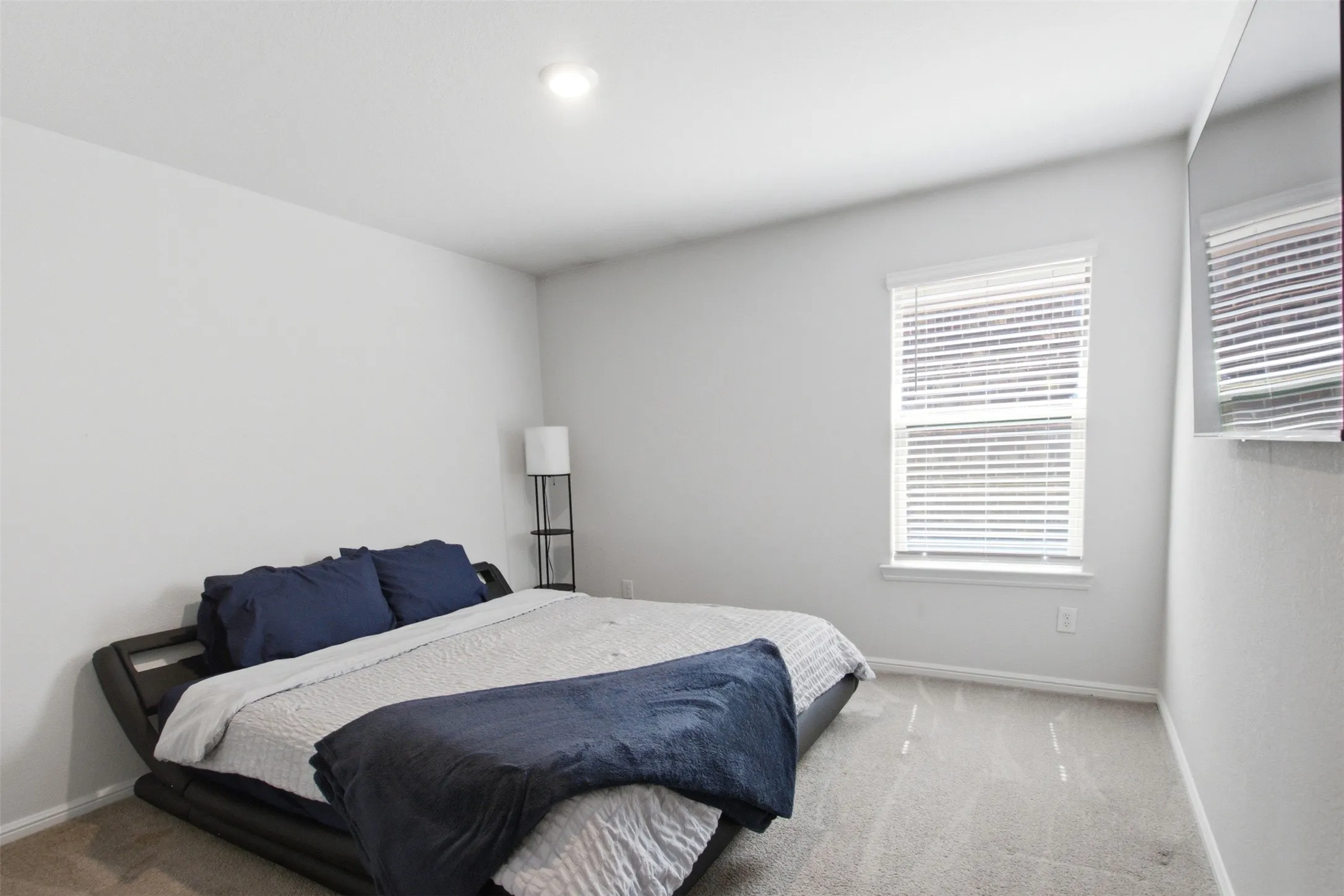Single Family Residence For Sale in Denton County , 3713 Ridgeway Lane, Denton, Texas 76226, 4 Bedroom, 2 Bathroom, 2 Garage spaces, 1,920 Sqft, built in 2022, mls#21307730, Real Estate Agent in Denton, Homes For Sale in Denton county, Homes For Sale in Denton, Realtor in Denton Texas, Real Estate Brokerage Independent Realty Texas, Luminita Cordes Realtor