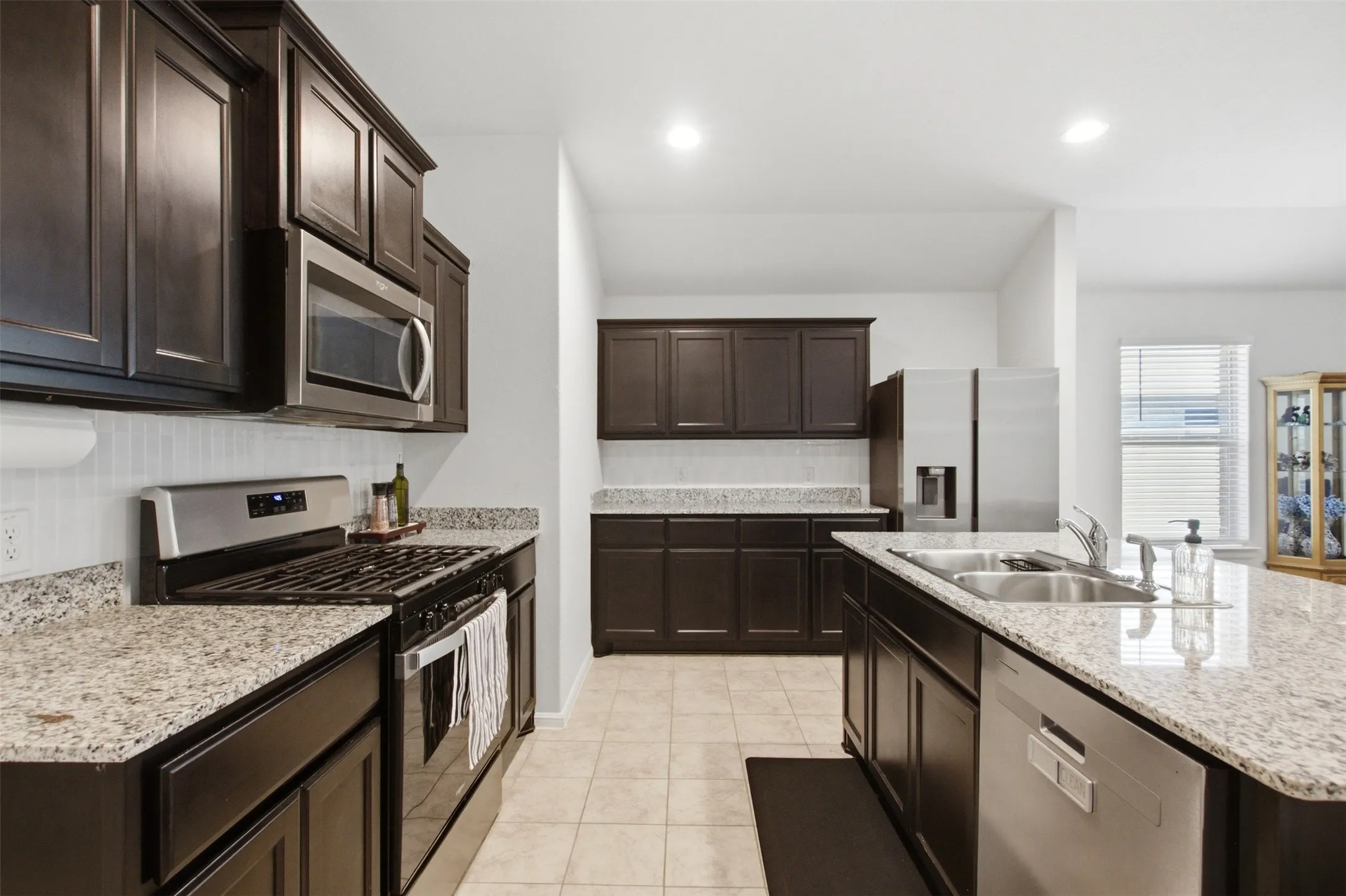 Single Family Residence For Sale in Denton County , 3713 Ridgeway Lane, Denton, Texas 76226, 4 Bedroom, 2 Bathroom, 2 Garage spaces, 1,920 Sqft, built in 2022, mls#21307730, Real Estate Agent in Denton, Homes For Sale in Denton county, Homes For Sale in Denton, Realtor in Denton Texas, Real Estate Brokerage Independent Realty Texas, Luminita Cordes Realtor