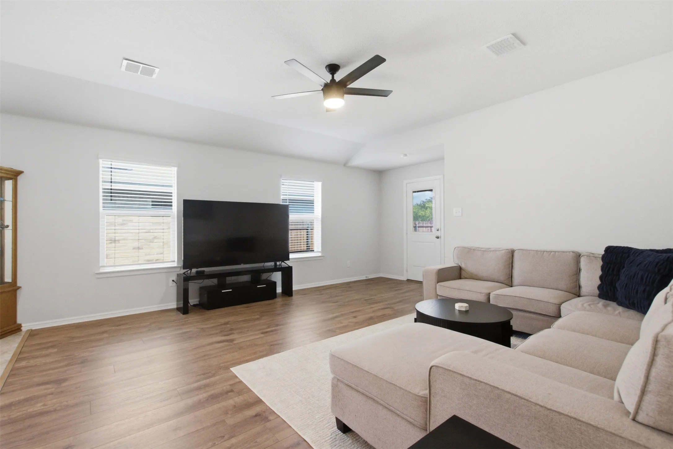 Single Family Residence For Sale in Denton County , 3713 Ridgeway Lane, Denton, Texas 76226, 4 Bedroom, 2 Bathroom, 2 Garage spaces, 1,920 Sqft, built in 2022, mls#21307730, Real Estate Agent in Denton, Homes For Sale in Denton county, Homes For Sale in Denton, Realtor in Denton Texas, Real Estate Brokerage Independent Realty Texas, Luminita Cordes Realtor