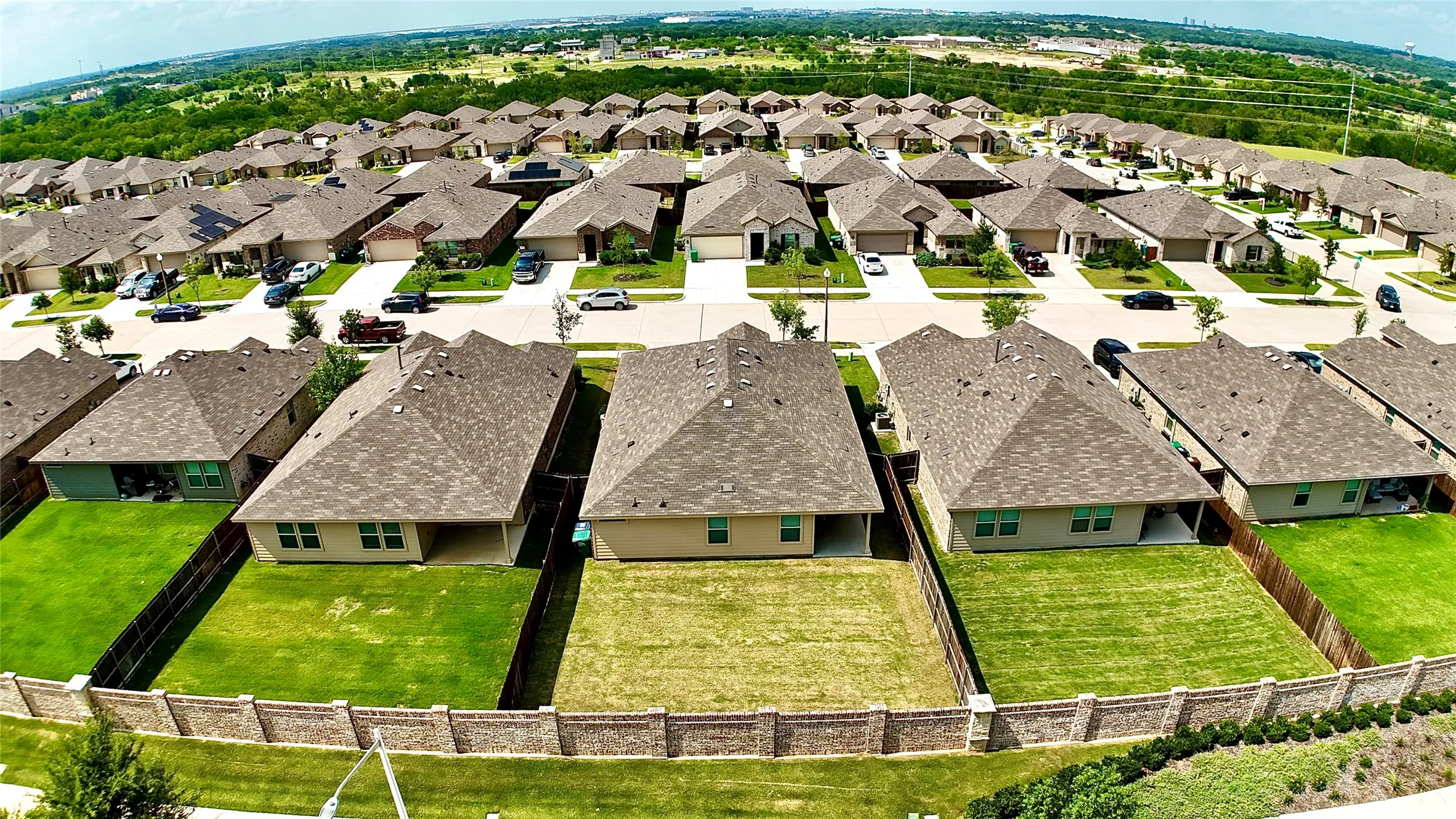 Single Family Residence For Sale in Denton County , 3713 Ridgeway Lane, Denton, Texas 76226, 4 Bedroom, 2 Bathroom, 2 Garage spaces, 1,920 Sqft, built in 2022, mls#21307730, Real Estate Agent in Denton, Homes For Sale in Denton county, Homes For Sale in Denton, Realtor in Denton Texas, Real Estate Brokerage Independent Realty Texas, Luminita Cordes Realtor
